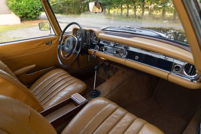 1969 MERCEDES-BENZ 280 SL