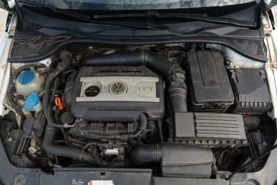 2009 VOLKSWAGEN SCIROCCO 2.0 TFSI 2.0 R LINE