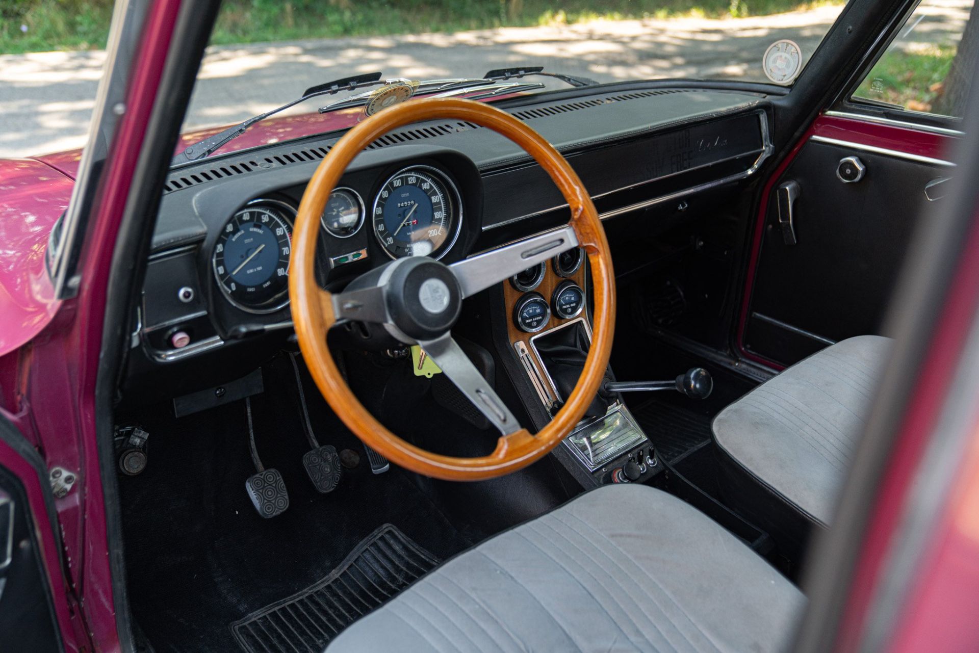 1974 ALFA ROMEO GIULIA NUOVA SUPER 1300