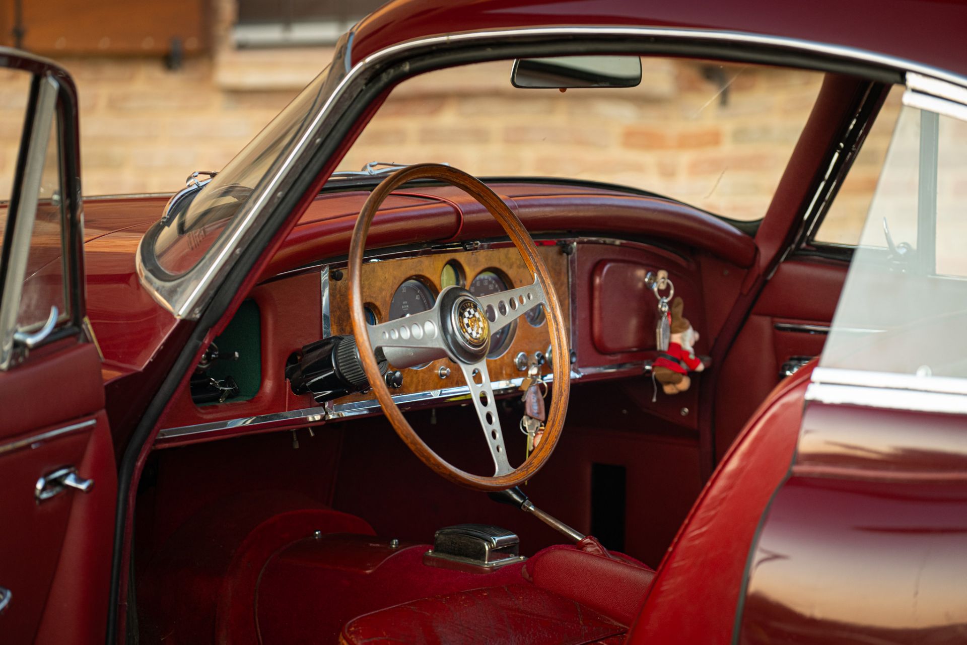 1959 JAGUAR XK 150 FHC