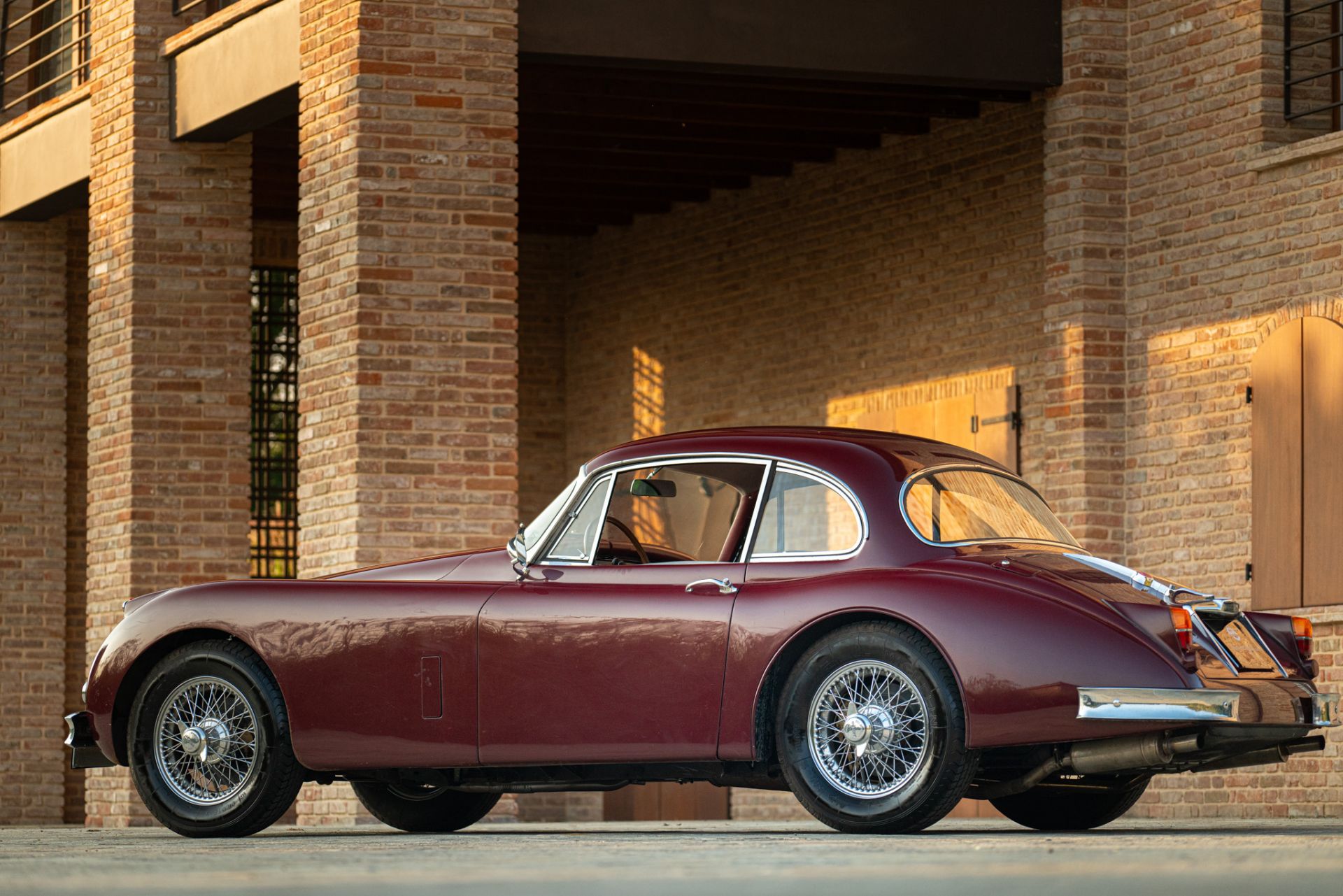 1959 JAGUAR XK 150 FHC