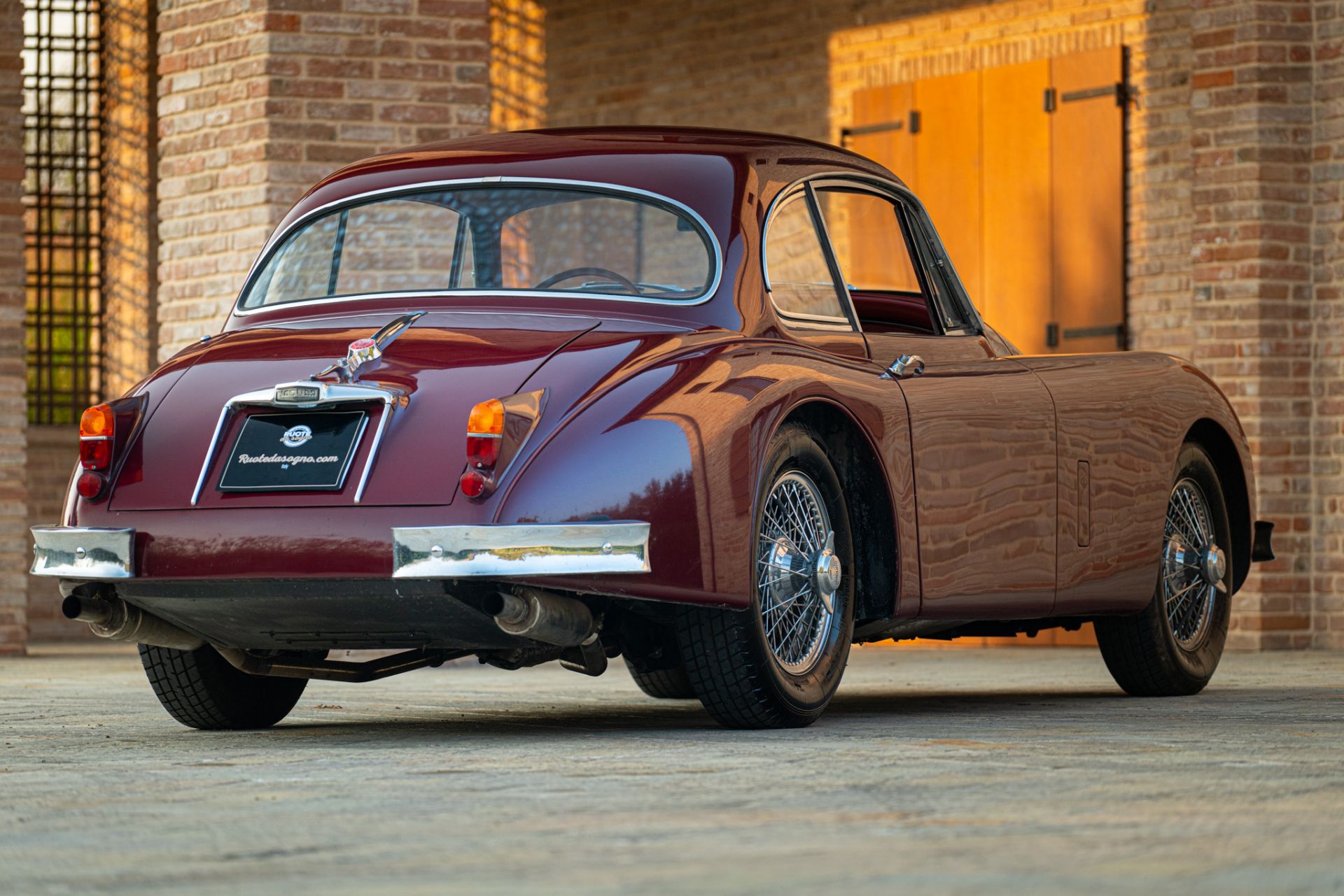 1959 JAGUAR XK 150 FHC