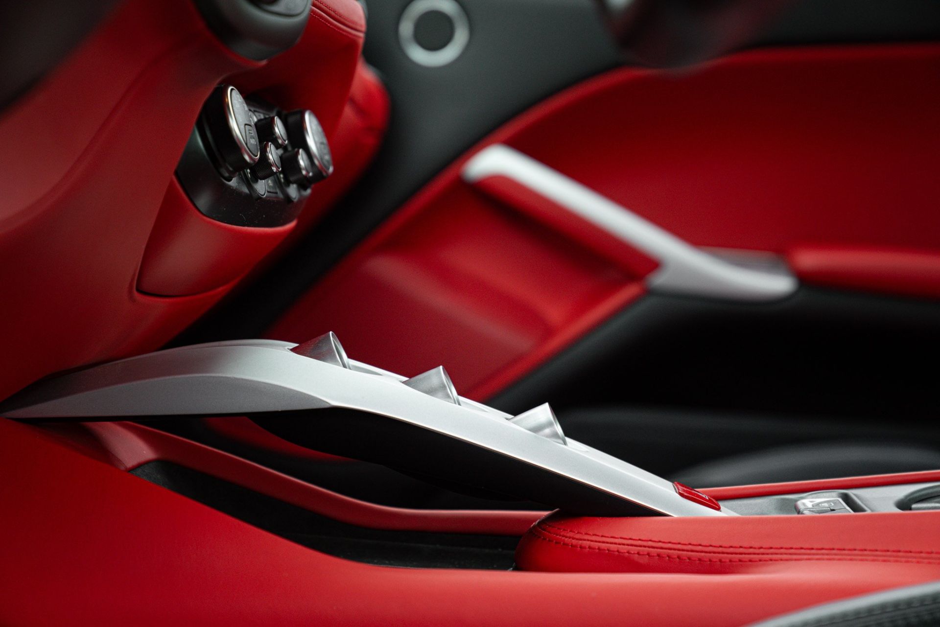 2013 FERRARI F12 BERLINETTA