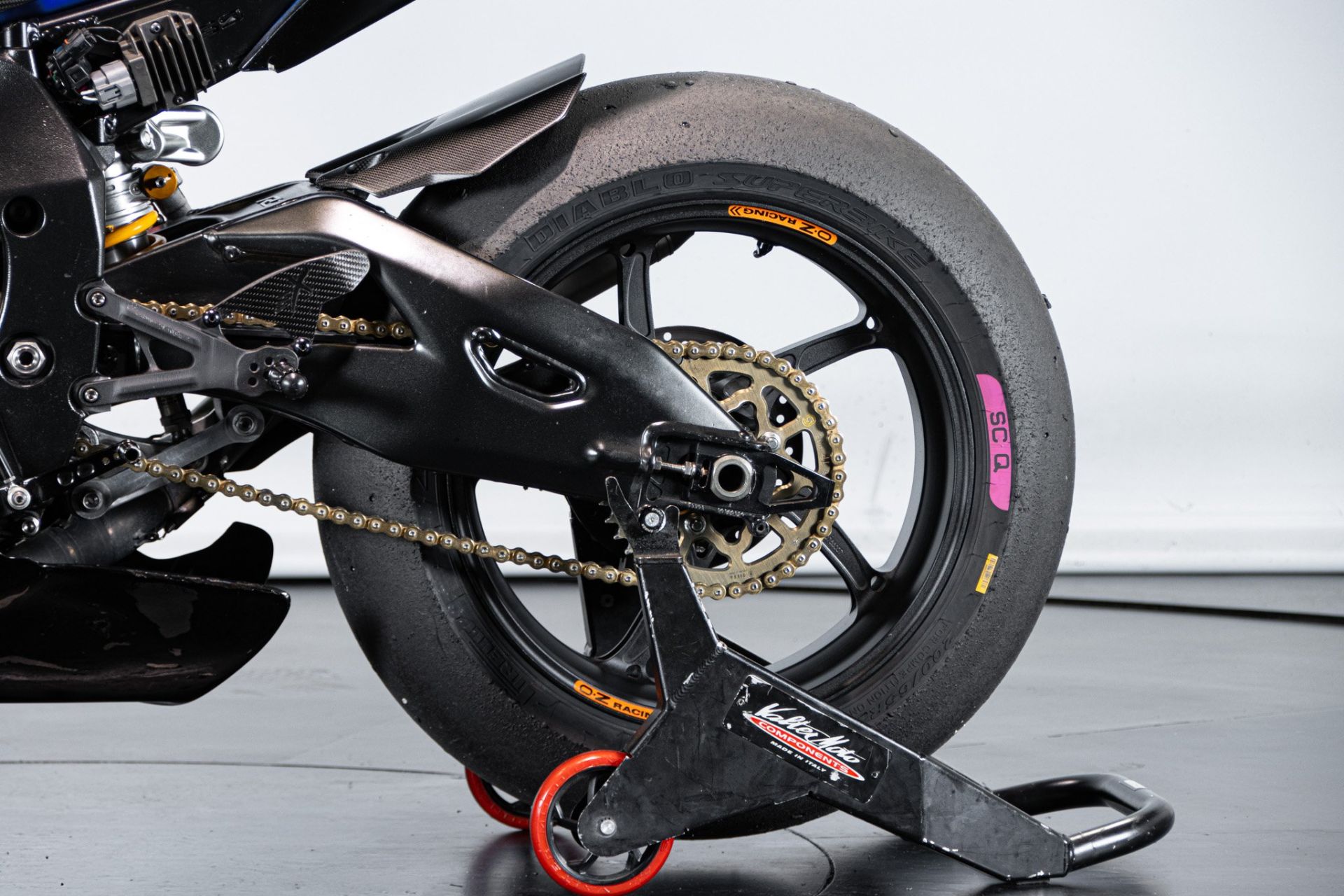 2024 YAMAHA R1