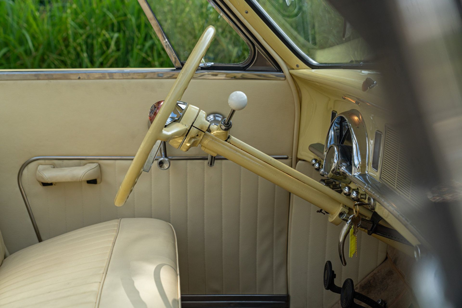1950 STUDEBAKER CHAMPION REGAL DELUXE CABRIOLET