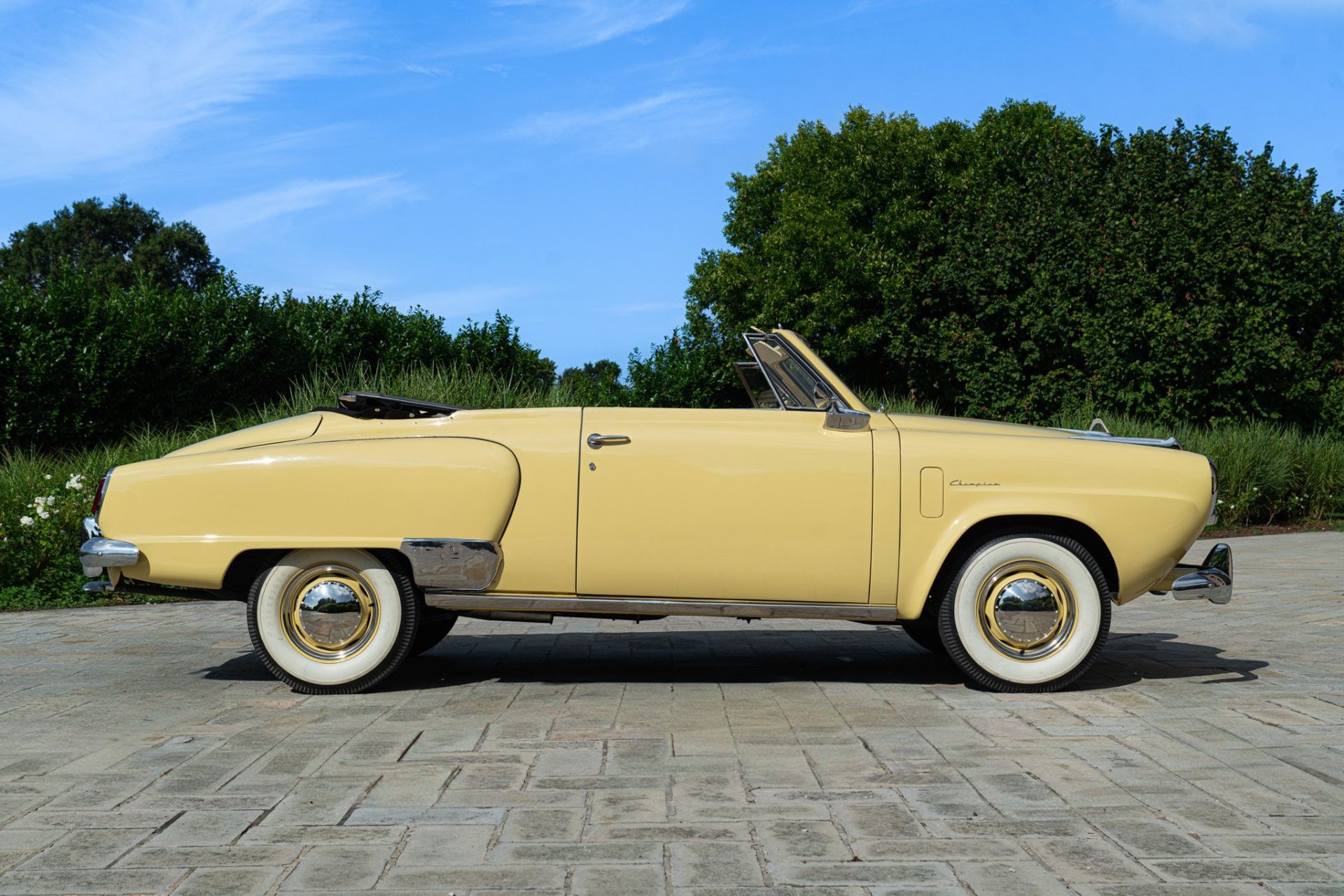 1950 STUDEBAKER CHAMPION REGAL DELUXE CABRIOLET