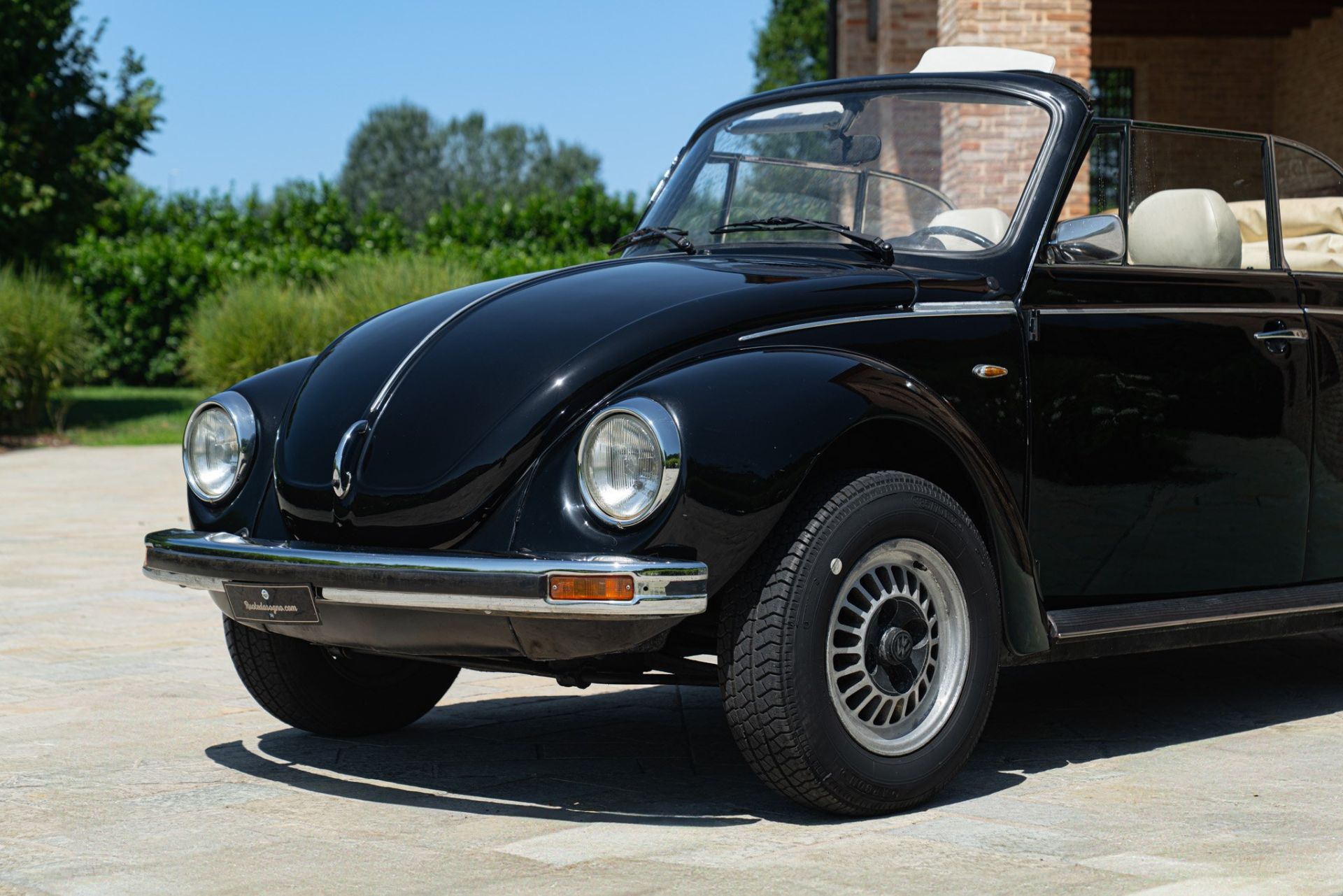 1975 VOLKSWAGEN MAGGIOLONE CABRIOLET 1303