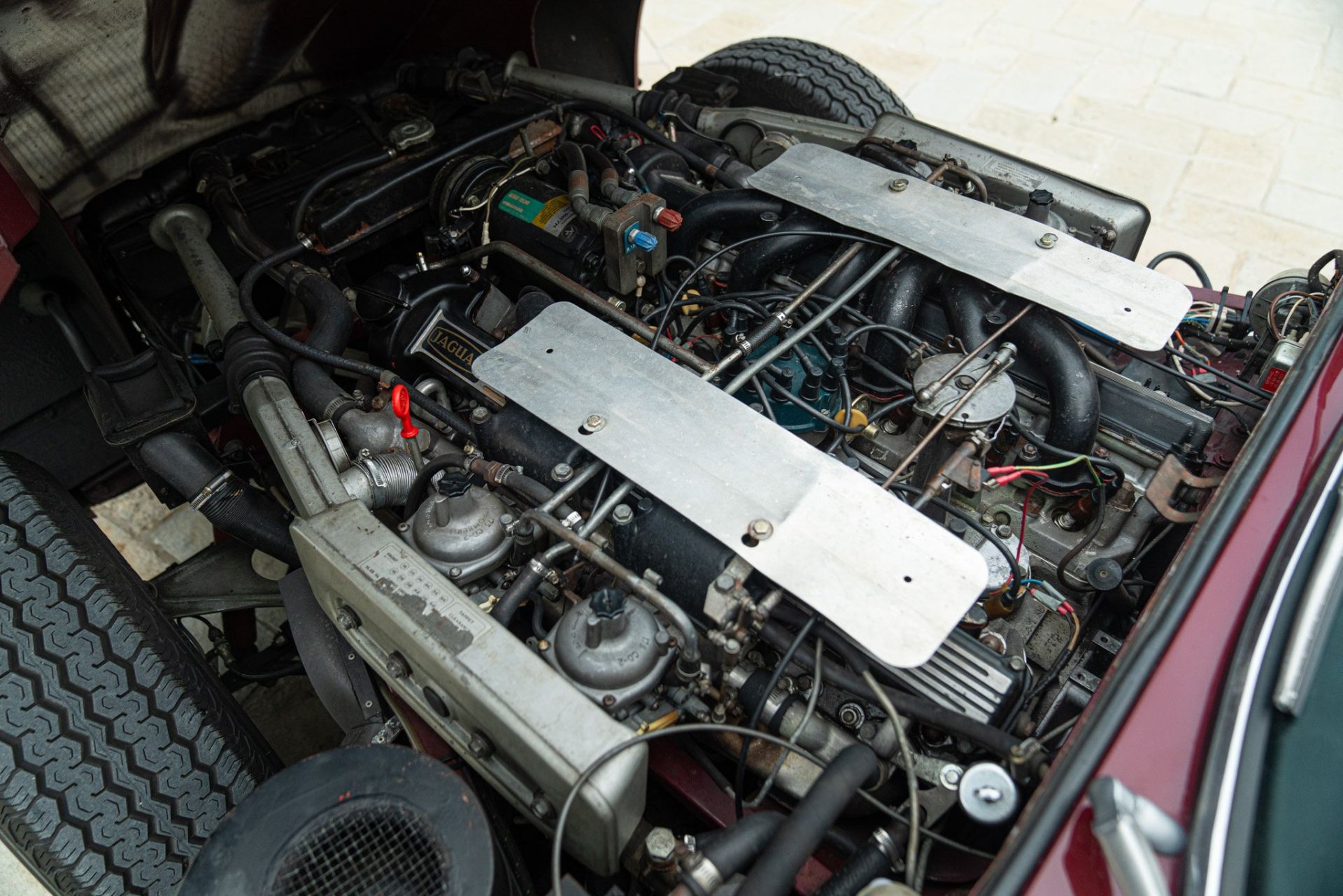 1972 JAGUAR E TYPE V12