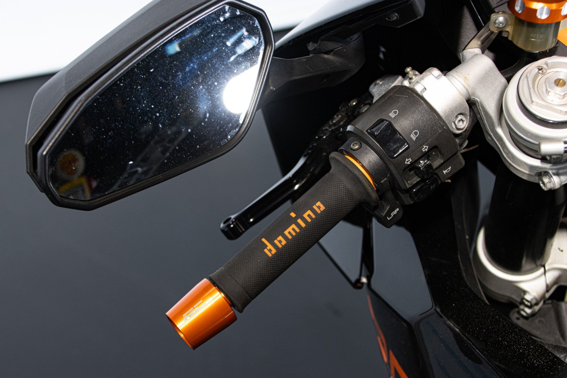 2011 KTM RC8 1190
