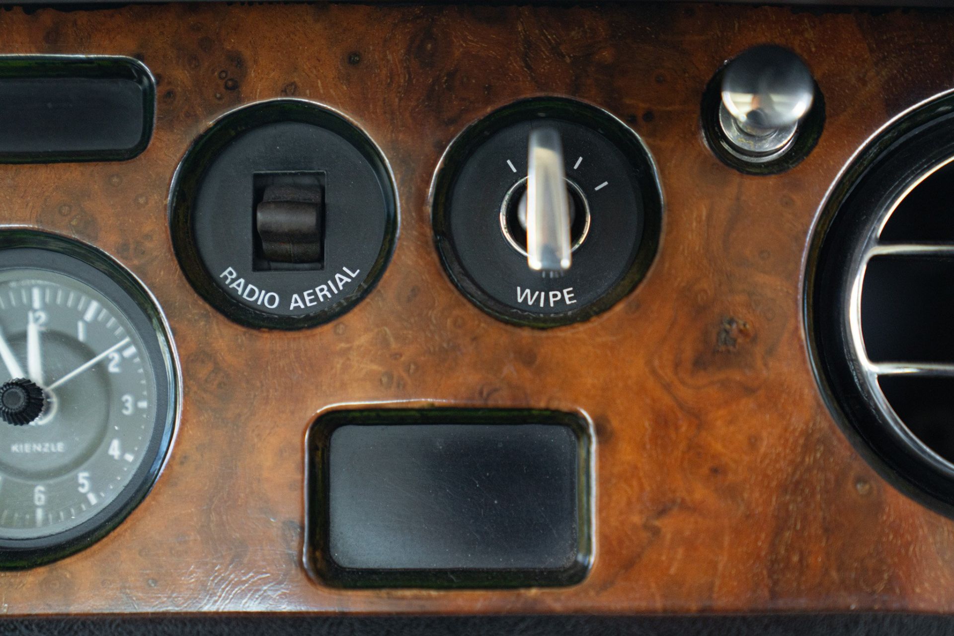 1973 BENTLEY T1