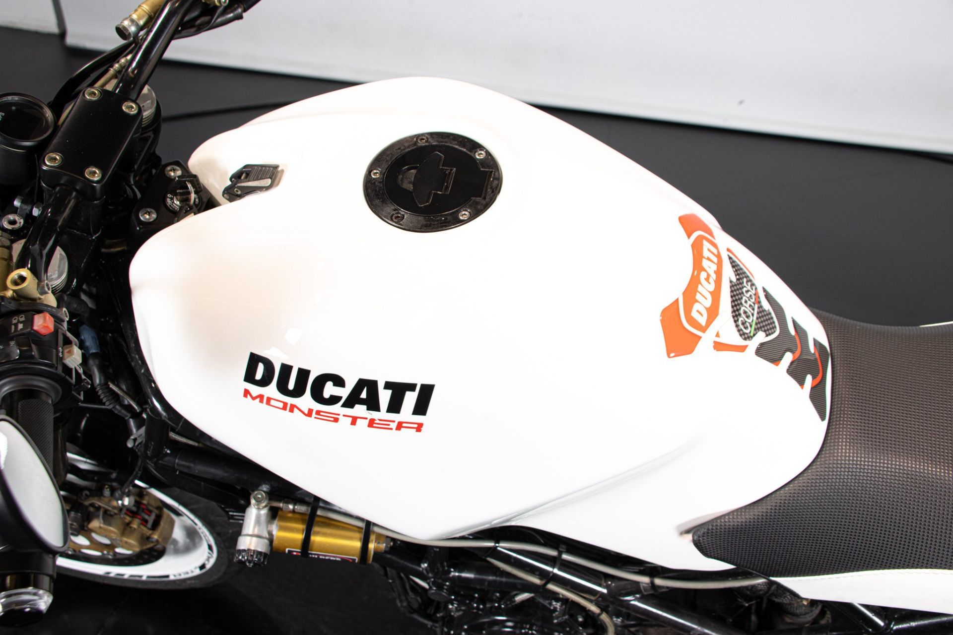 1998 DUCATI MONSTER 900