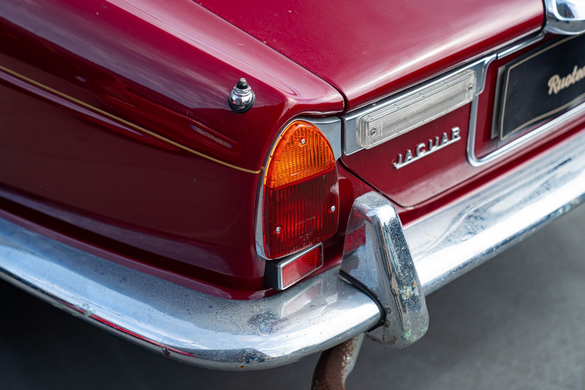 1976 JAGUAR XJ6 3.6