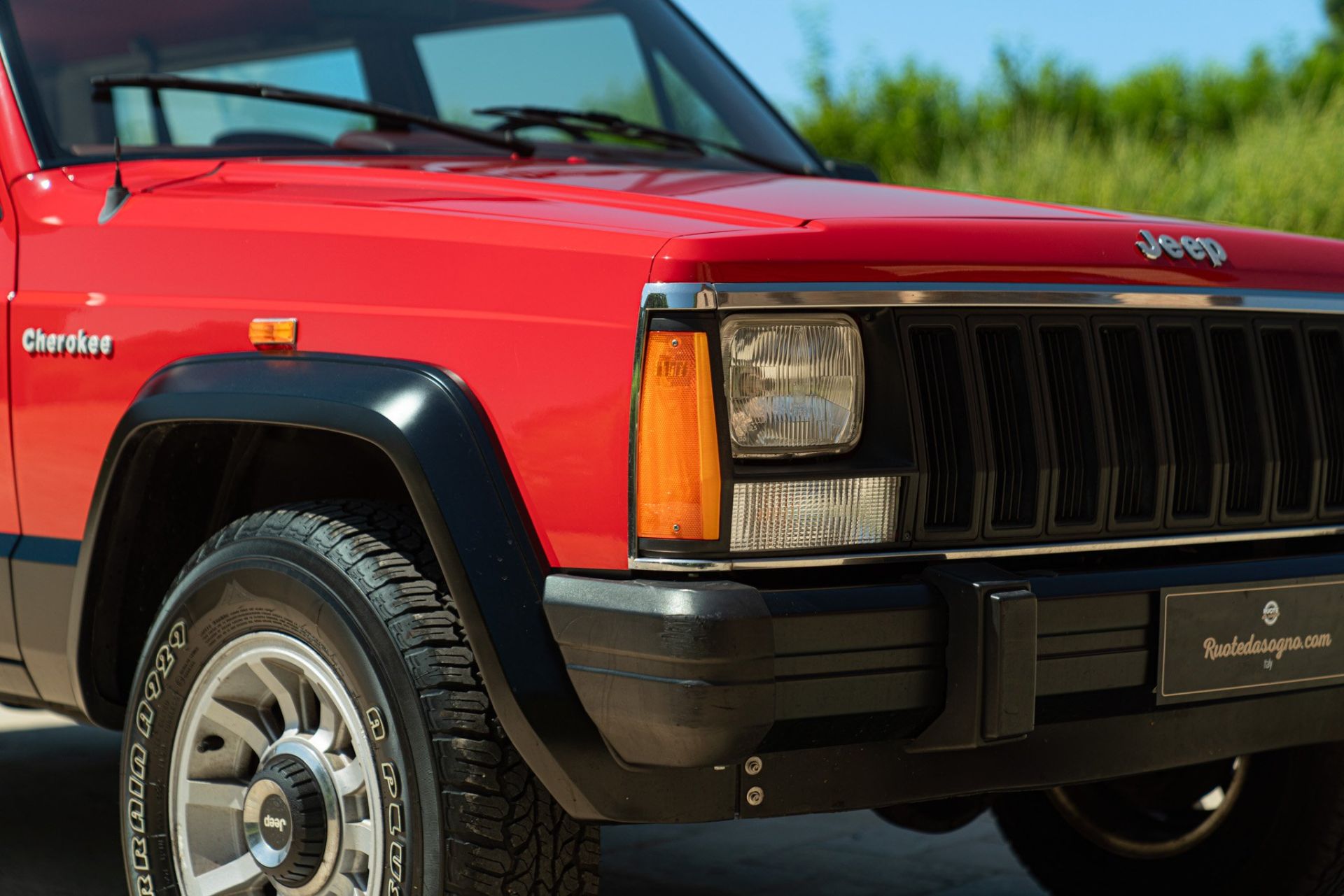 1985 JEEP CHEROKEE 2.8 V6