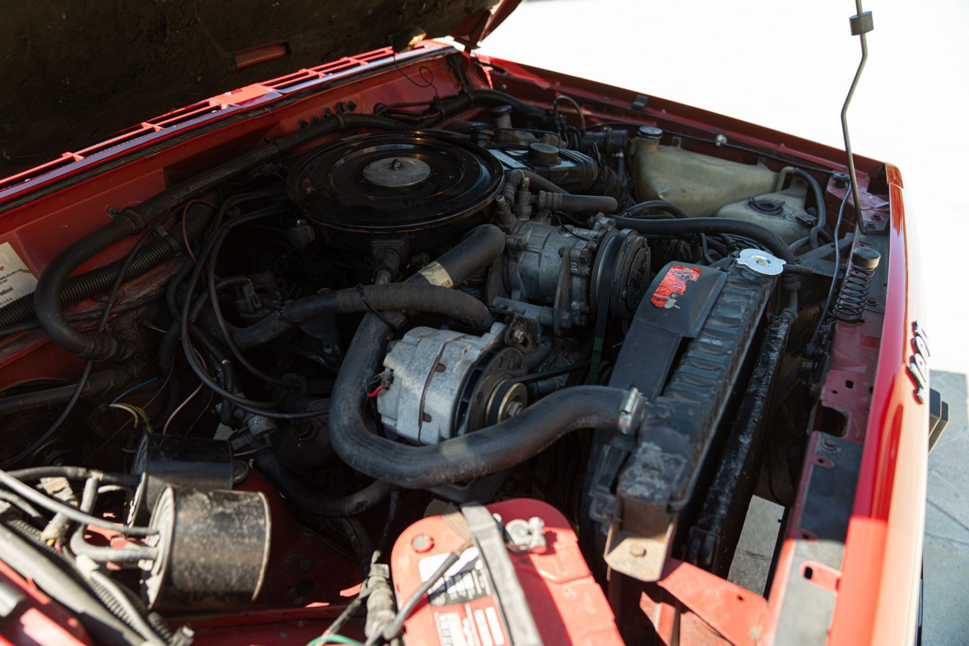 1985 JEEP CHEROKEE 2.8 V6