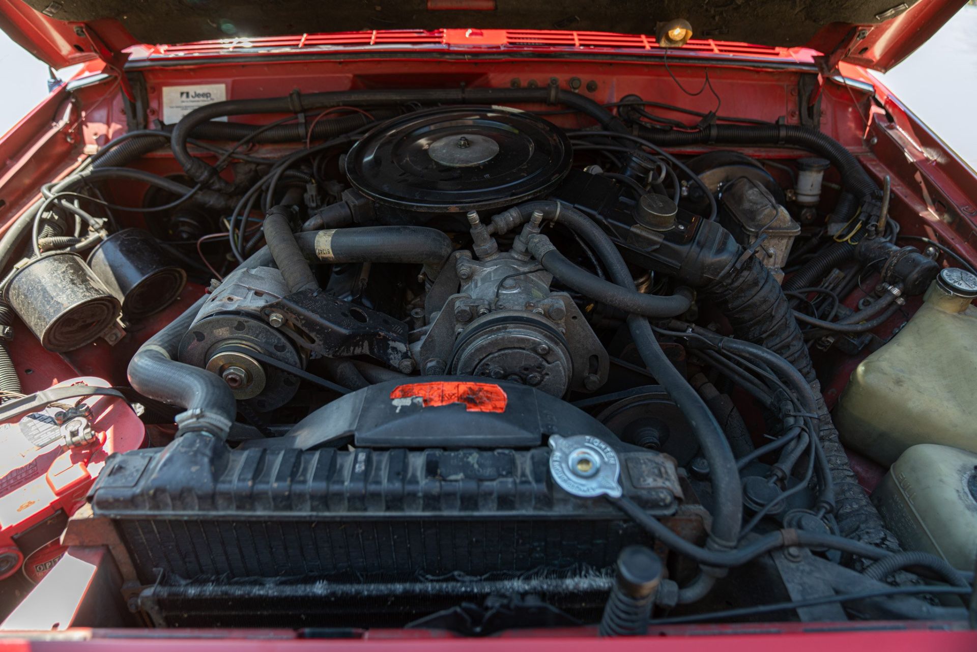 1985 JEEP CHEROKEE 2.8 V6