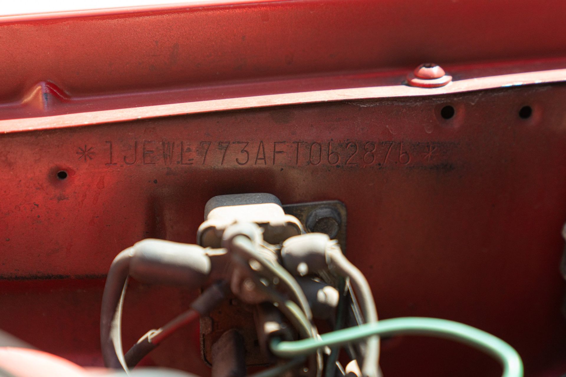 1985 JEEP CHEROKEE 2.8 V6