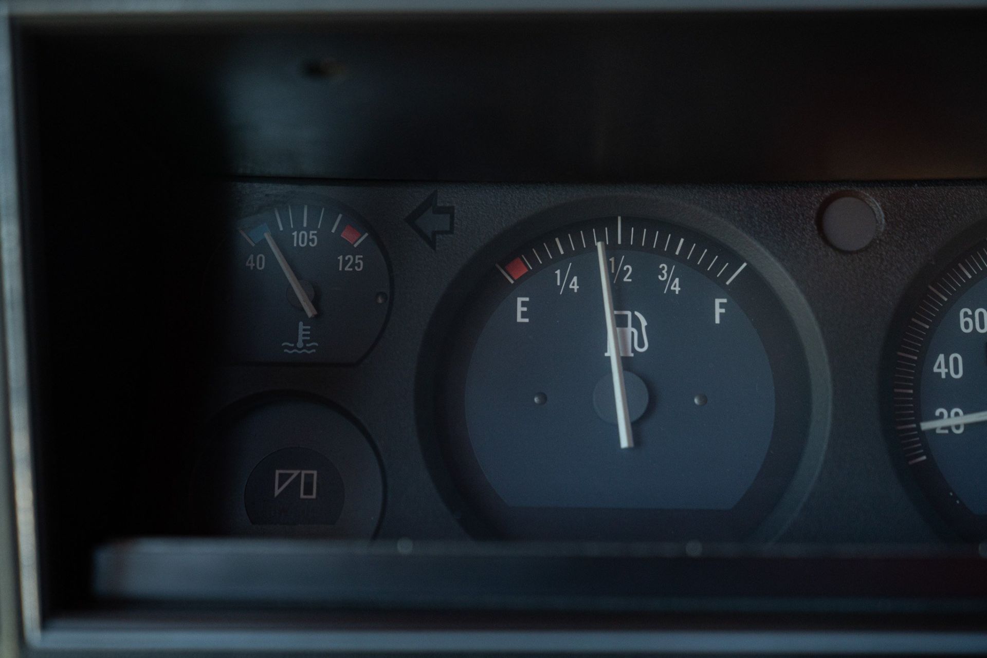 1985 JEEP CHEROKEE 2.8 V6
