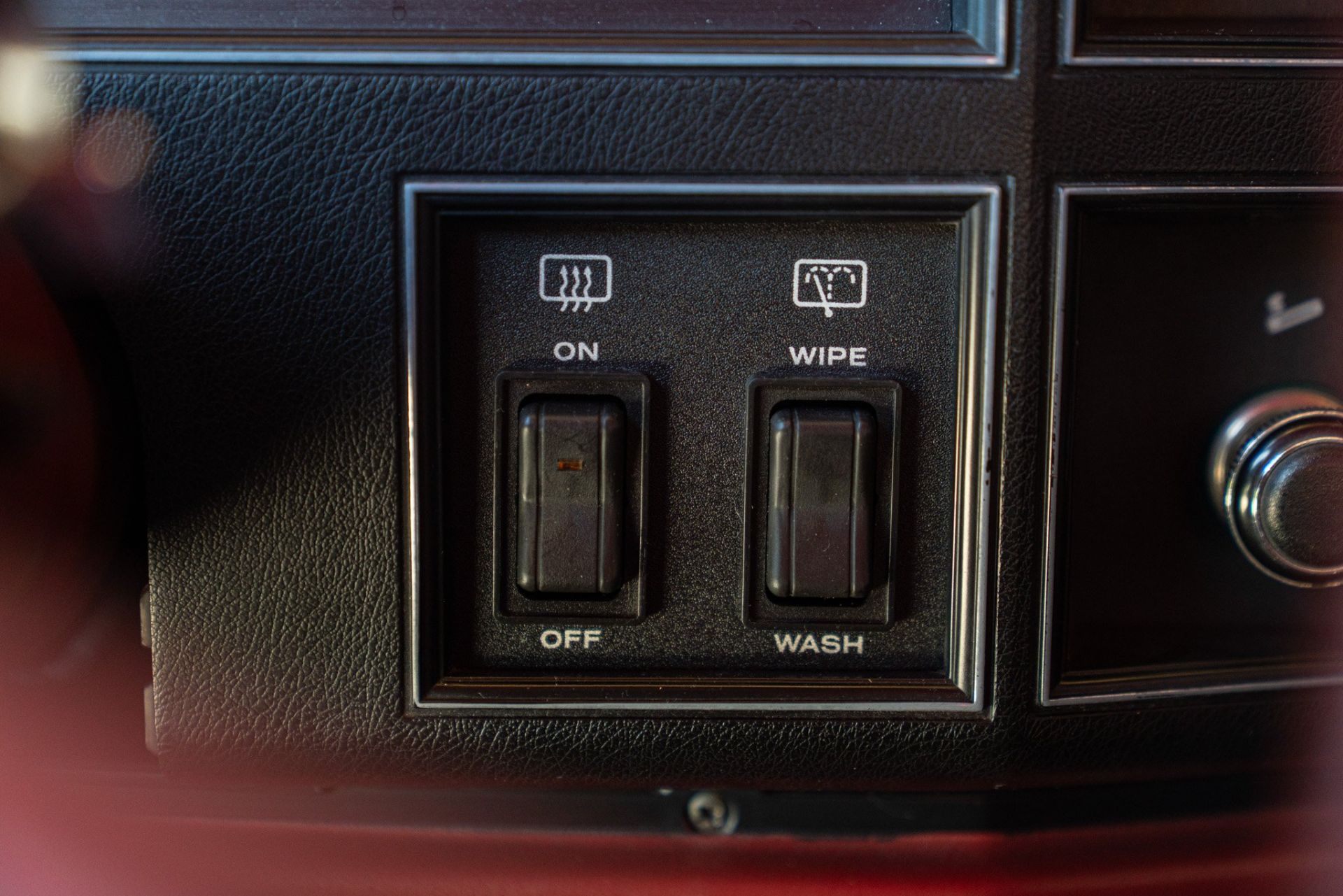 1985 JEEP CHEROKEE 2.8 V6