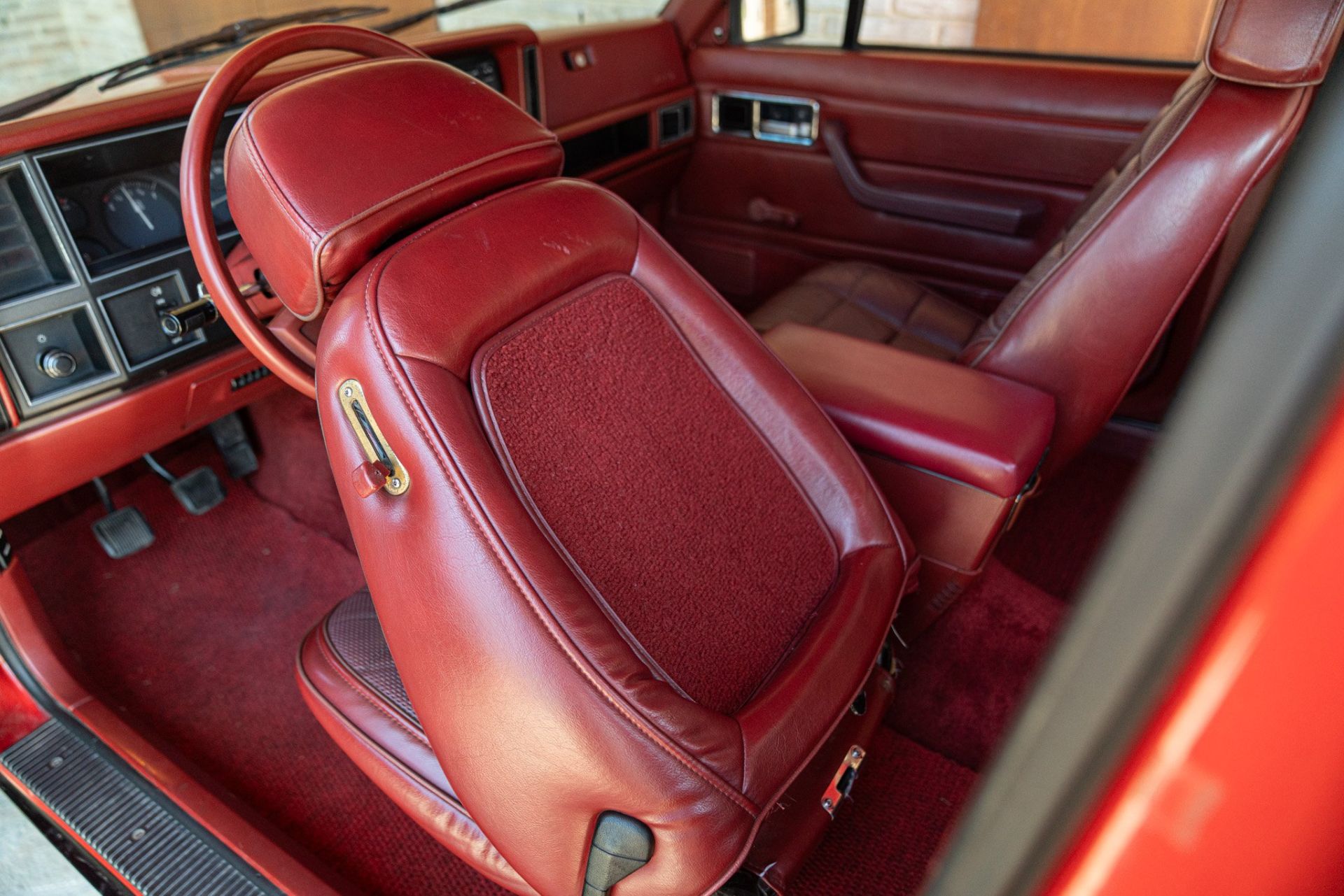 1985 JEEP CHEROKEE 2.8 V6