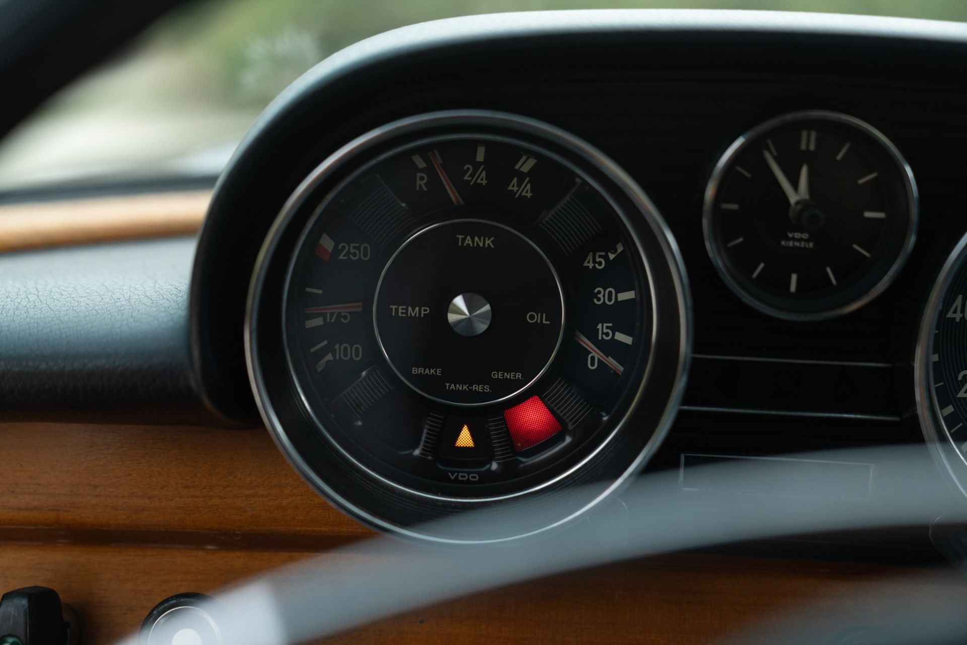 1973 MERCEDES -BENZ 300 SEL 3.5