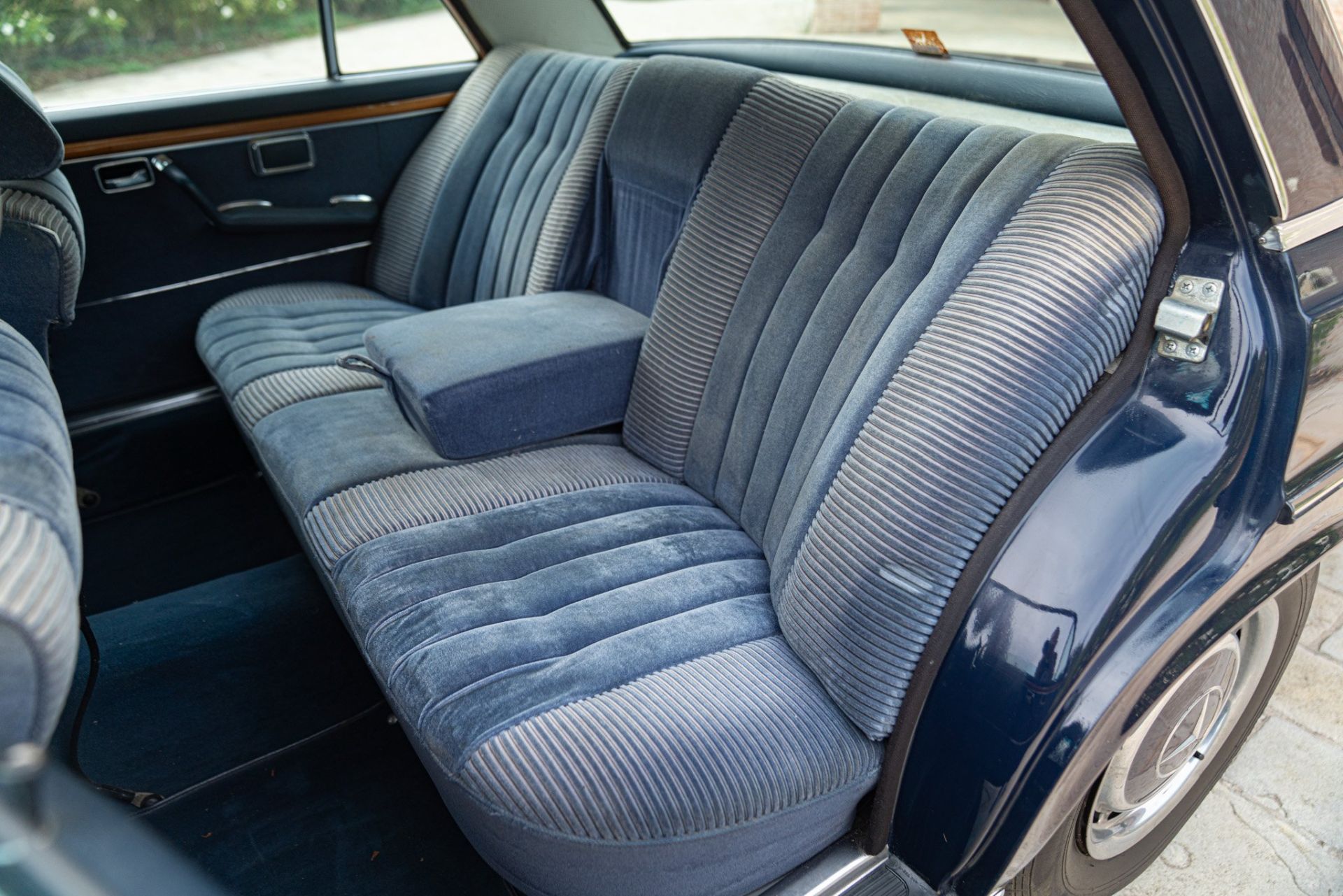 1973 MERCEDES -BENZ 300 SEL 3.5