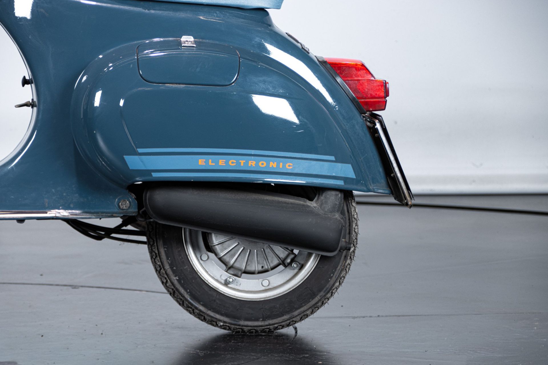 1977 VESPA ET3 125 PRIMAVERA JEANS