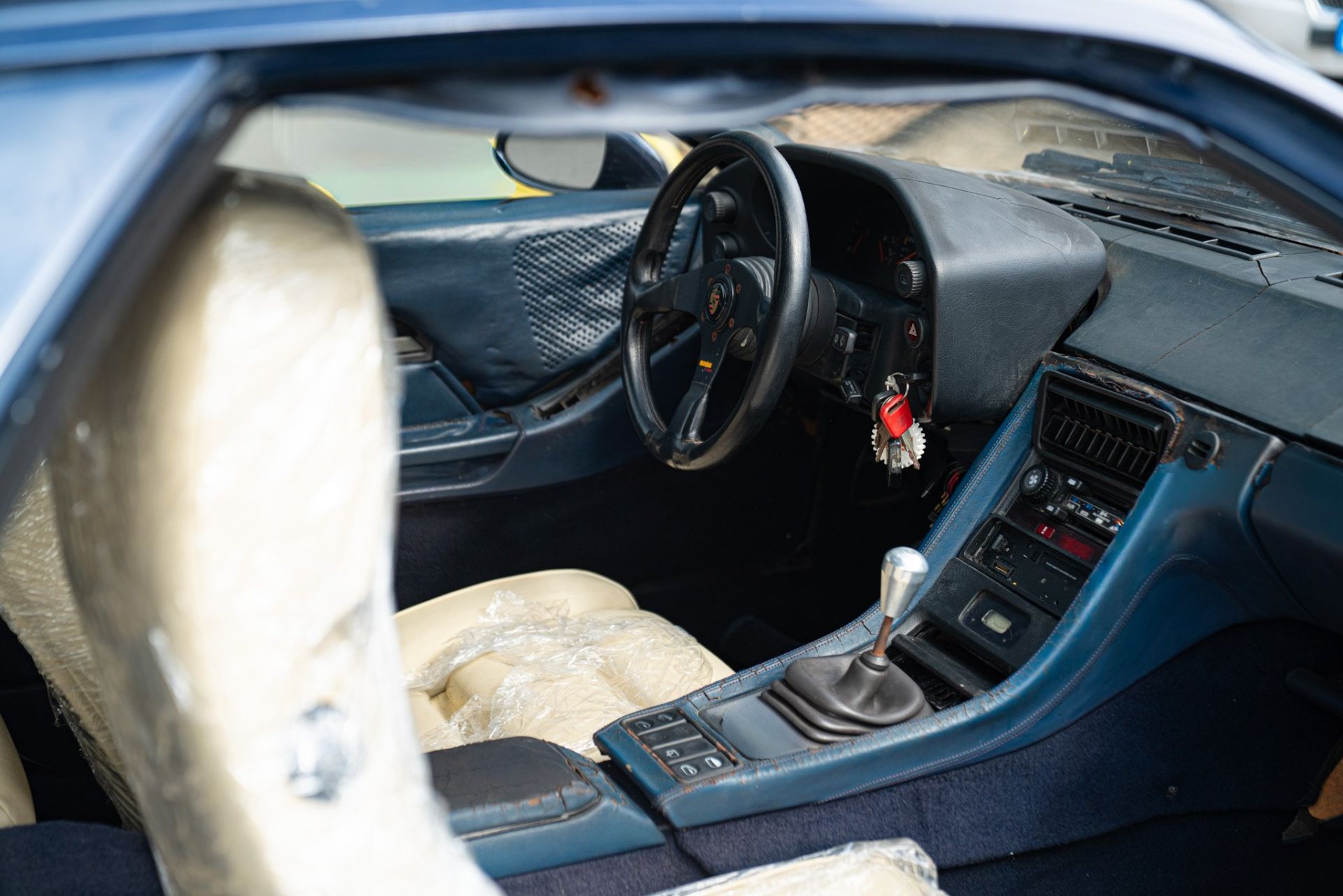 1981 PORSCHE 928