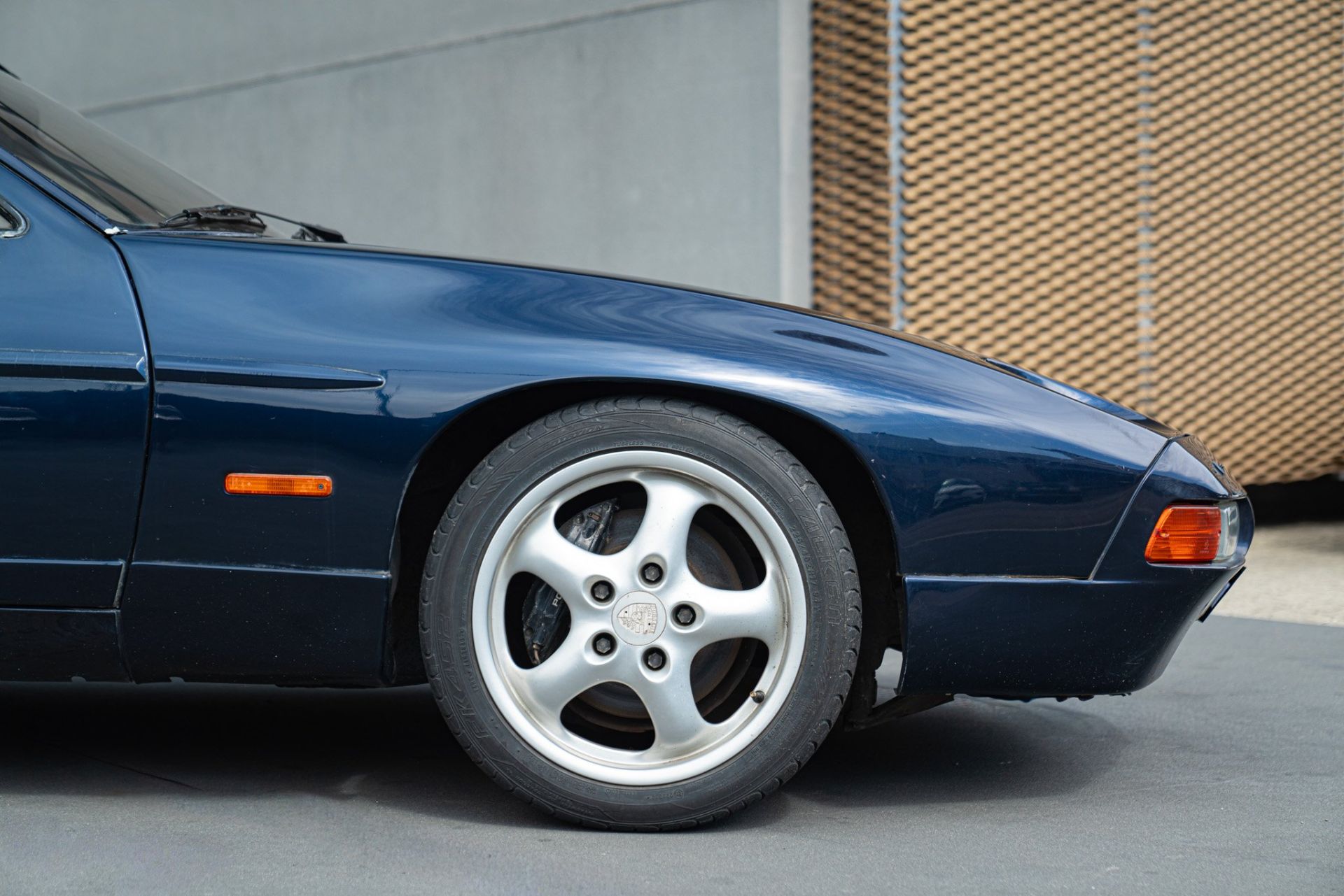 1981 PORSCHE 928