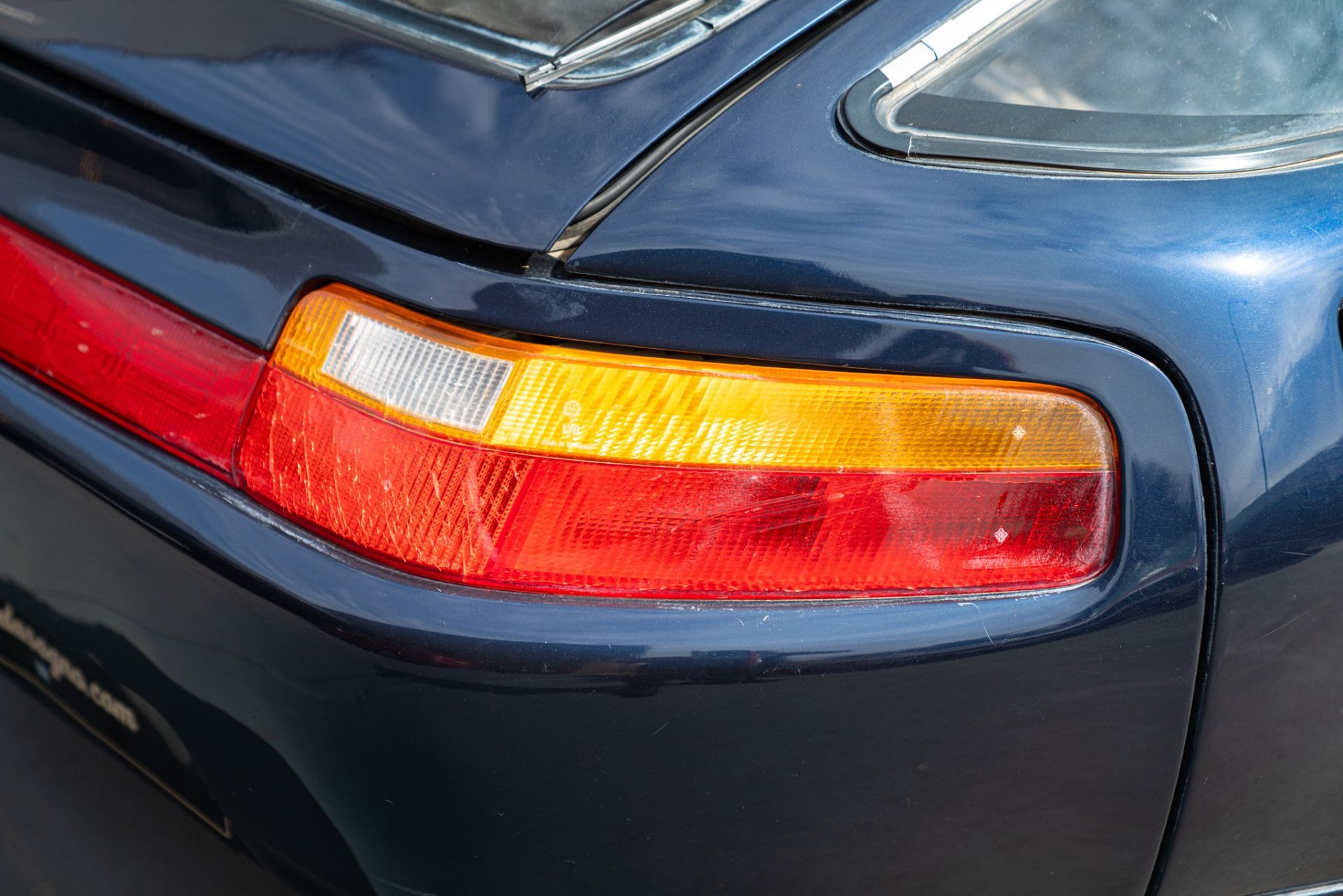 1981 PORSCHE 928