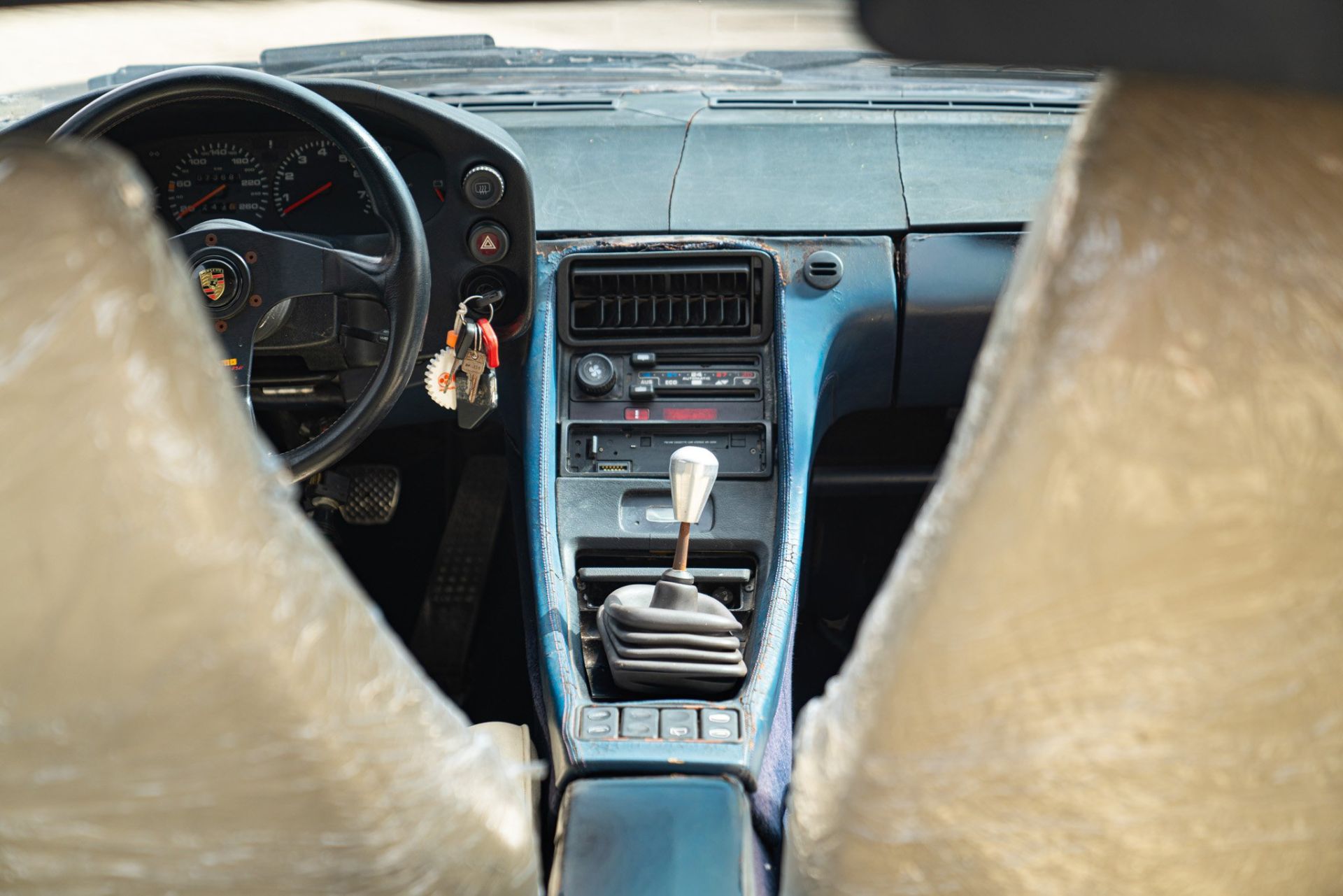 1981 PORSCHE 928