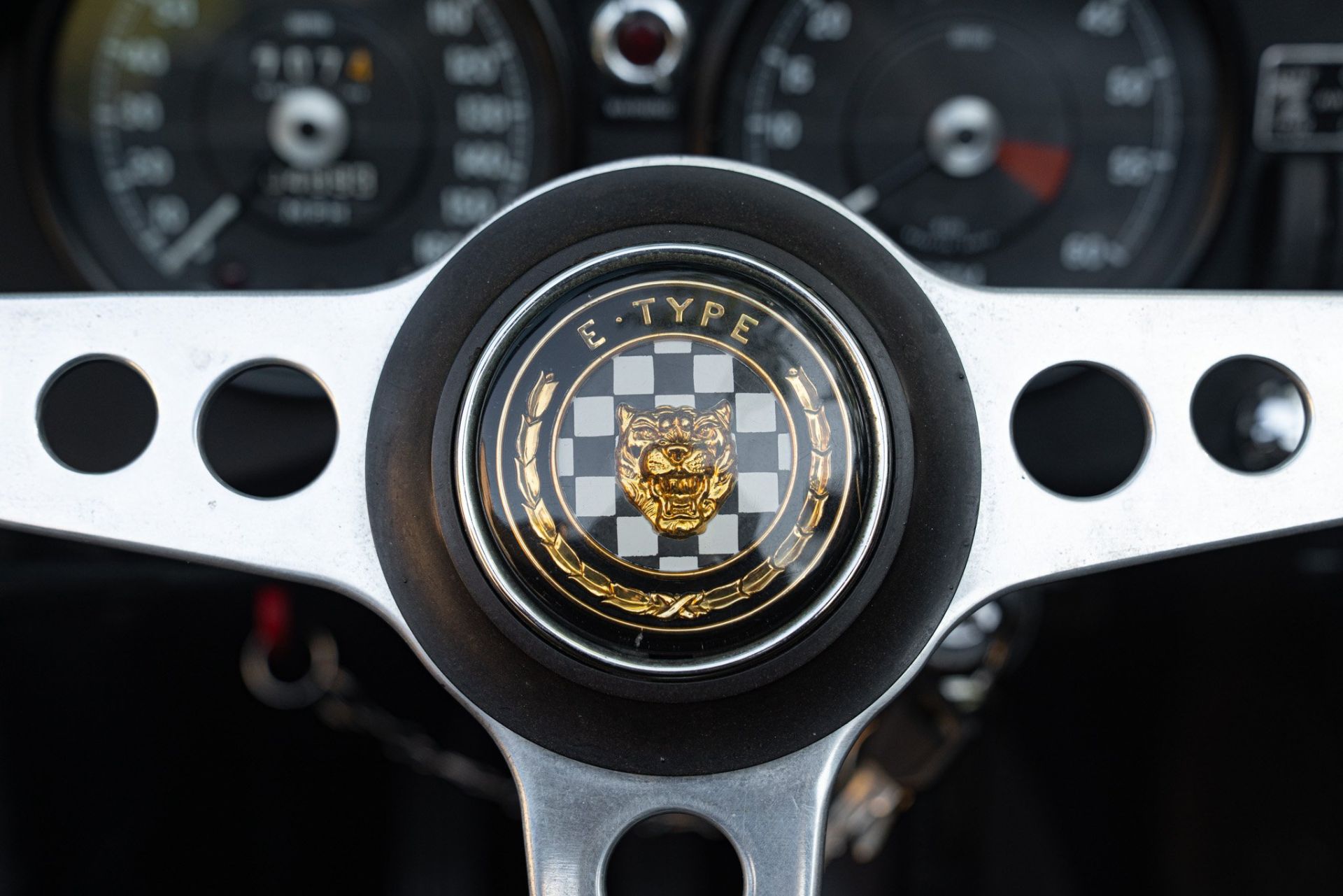1968 JAGUAR E-TYPE I° SERIE 4.2 ROADSTER