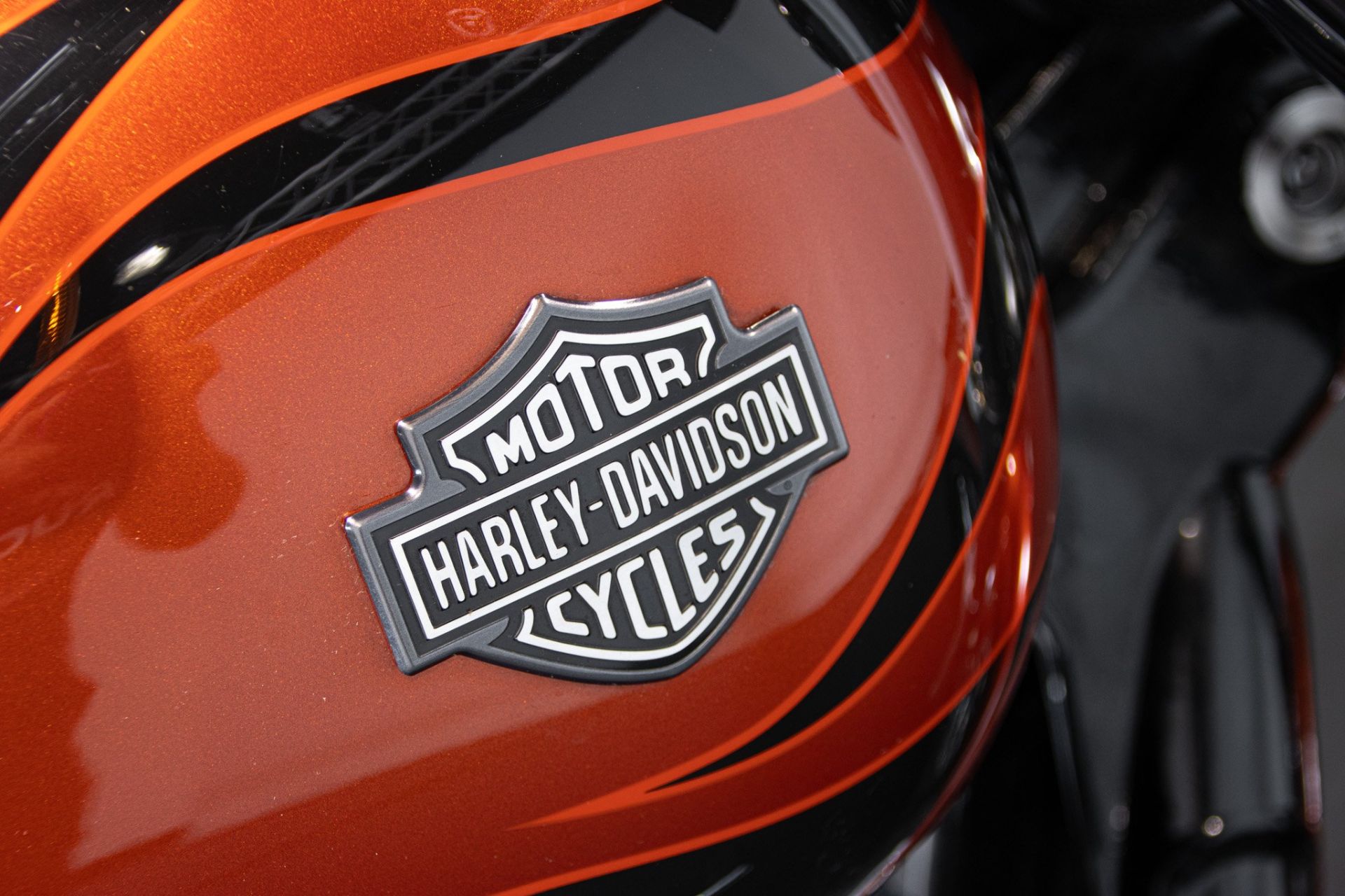 2010 HARLEY DAVIDSON DYNA WYDE GLIDE