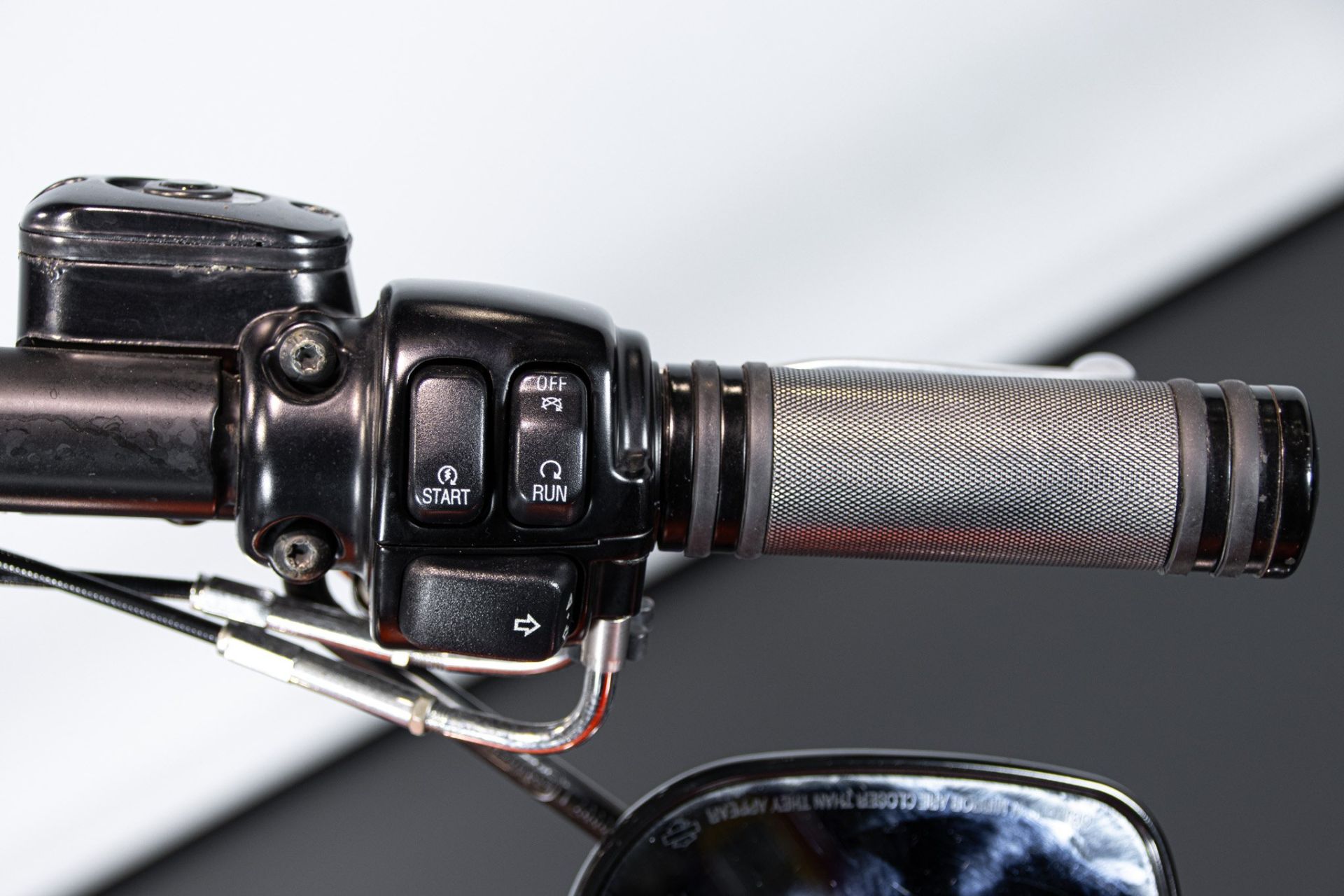 2010 HARLEY DAVIDSON DYNA WYDE GLIDE