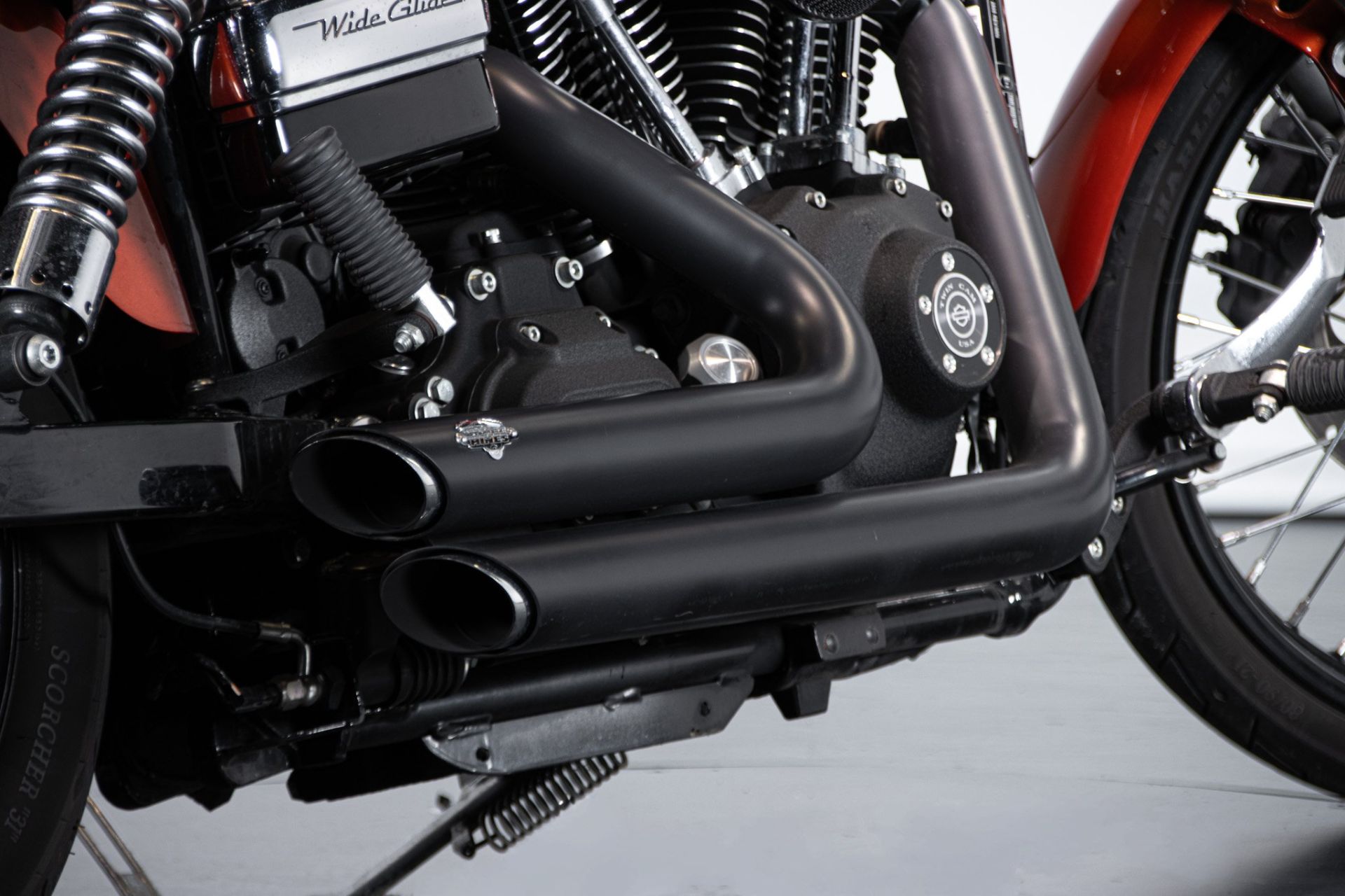2010 HARLEY DAVIDSON DYNA WYDE GLIDE