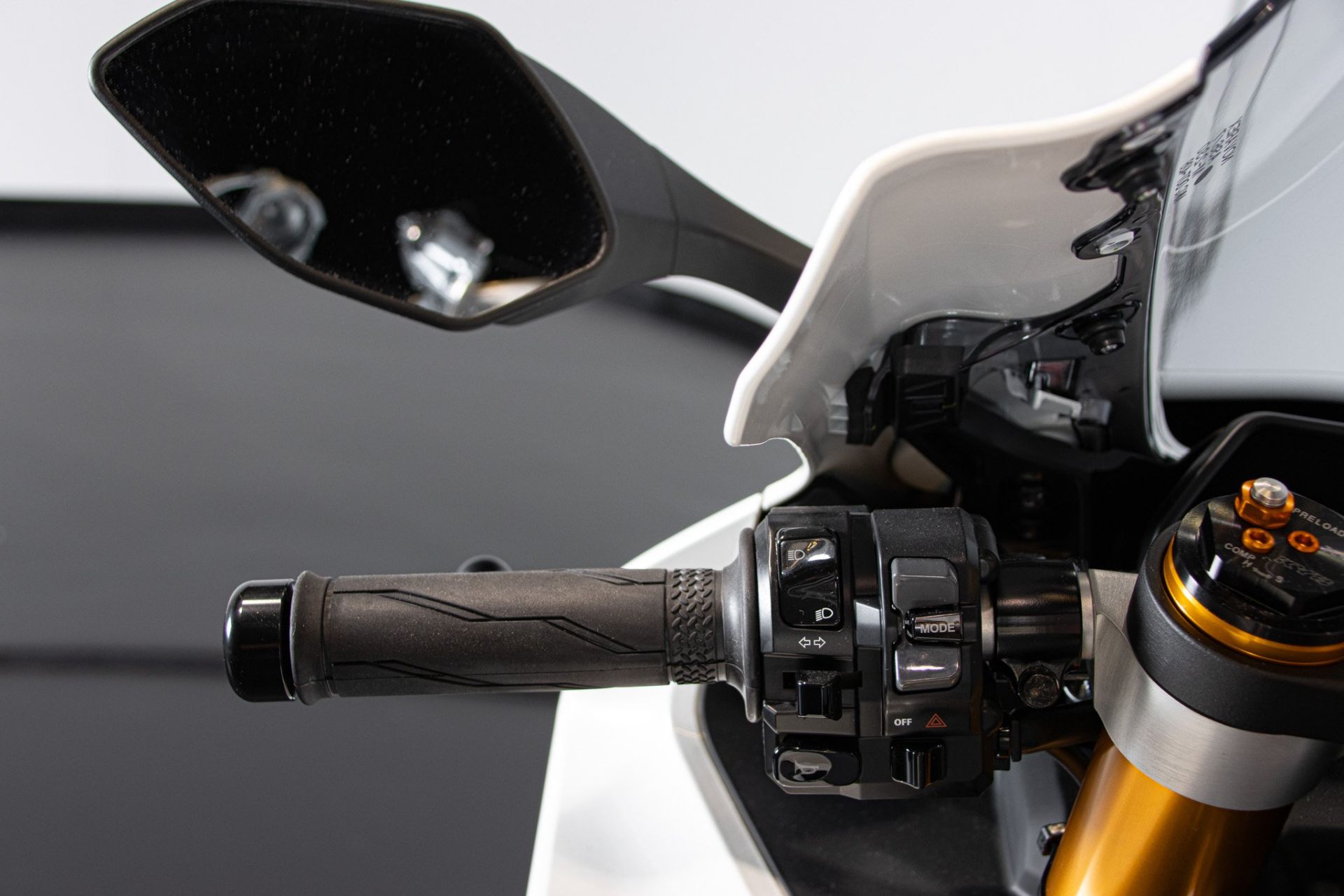 2023 YAMAHA R1 60°th ANNIVERSARIO