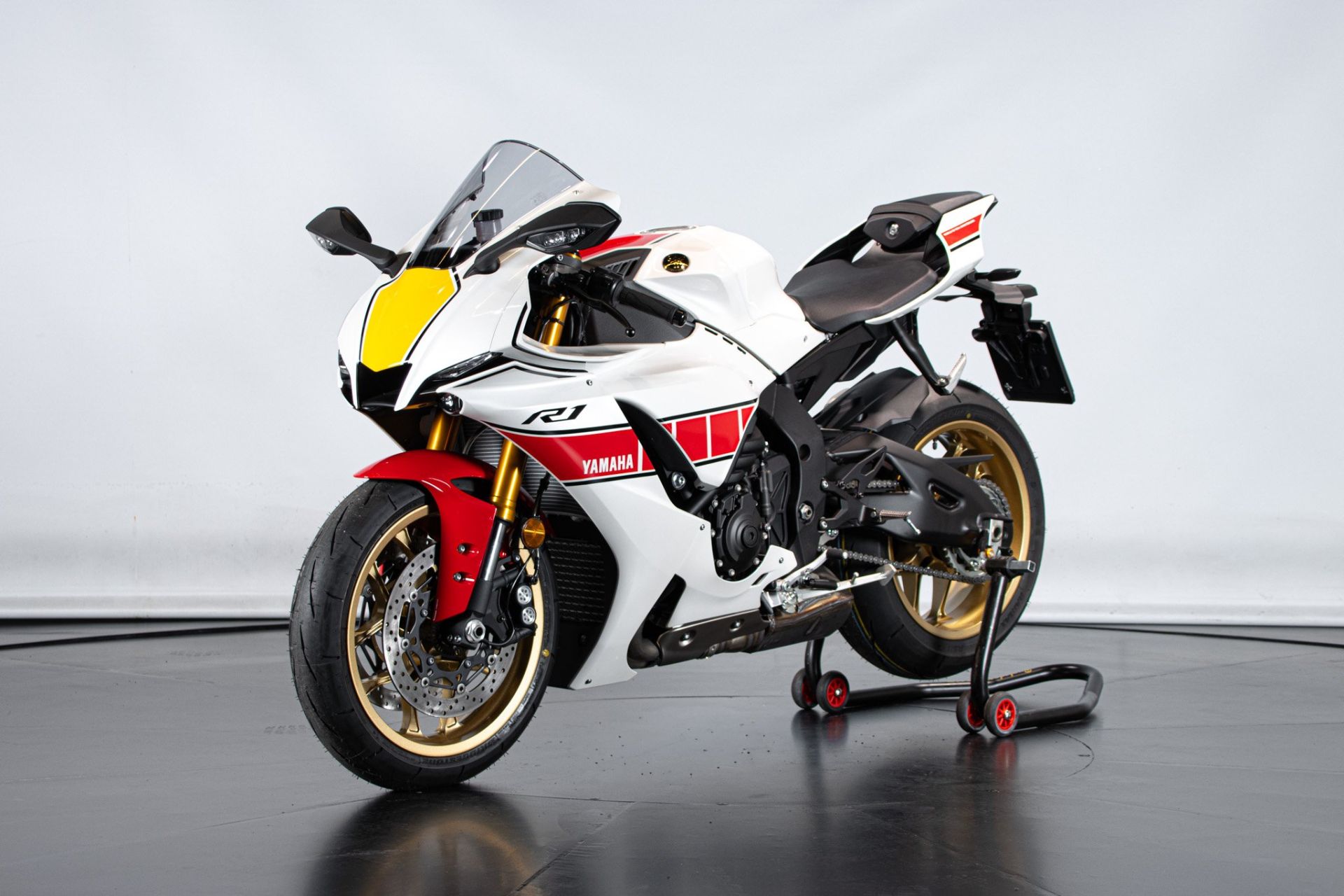 2023 YAMAHA R1 60°th ANNIVERSARIO