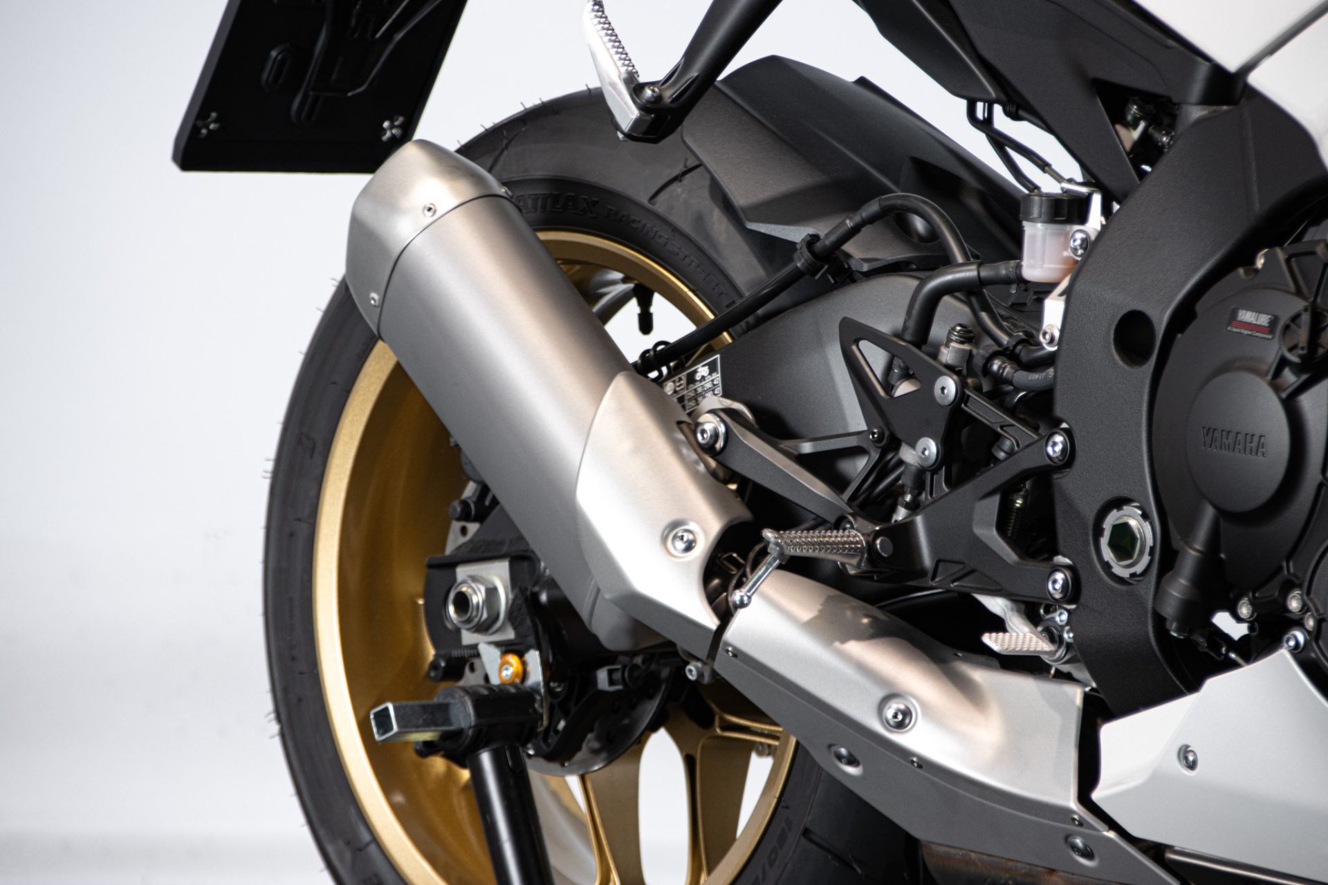 2023 YAMAHA R1 60°th ANNIVERSARIO