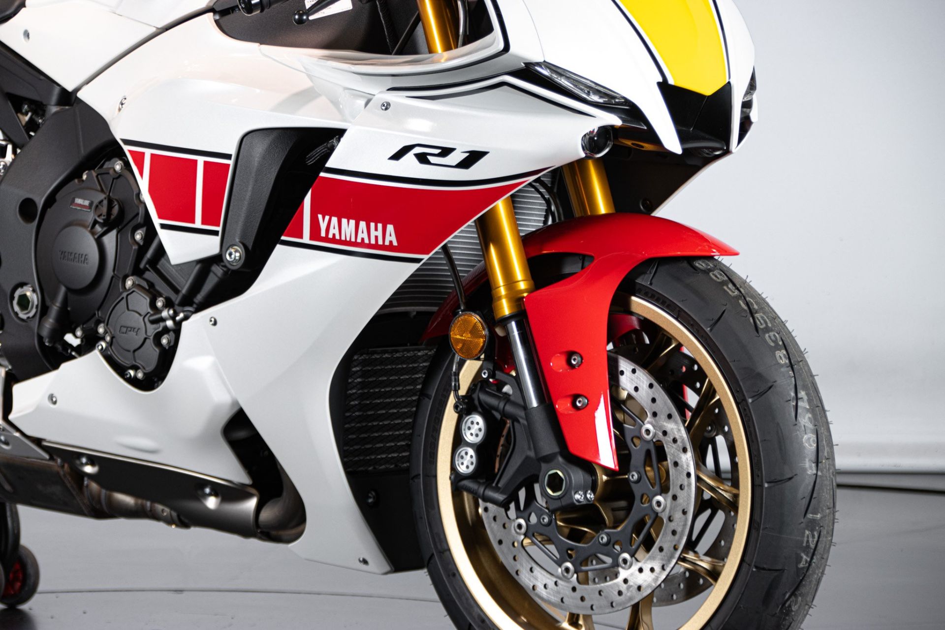 2023 YAMAHA R1 60°th ANNIVERSARIO