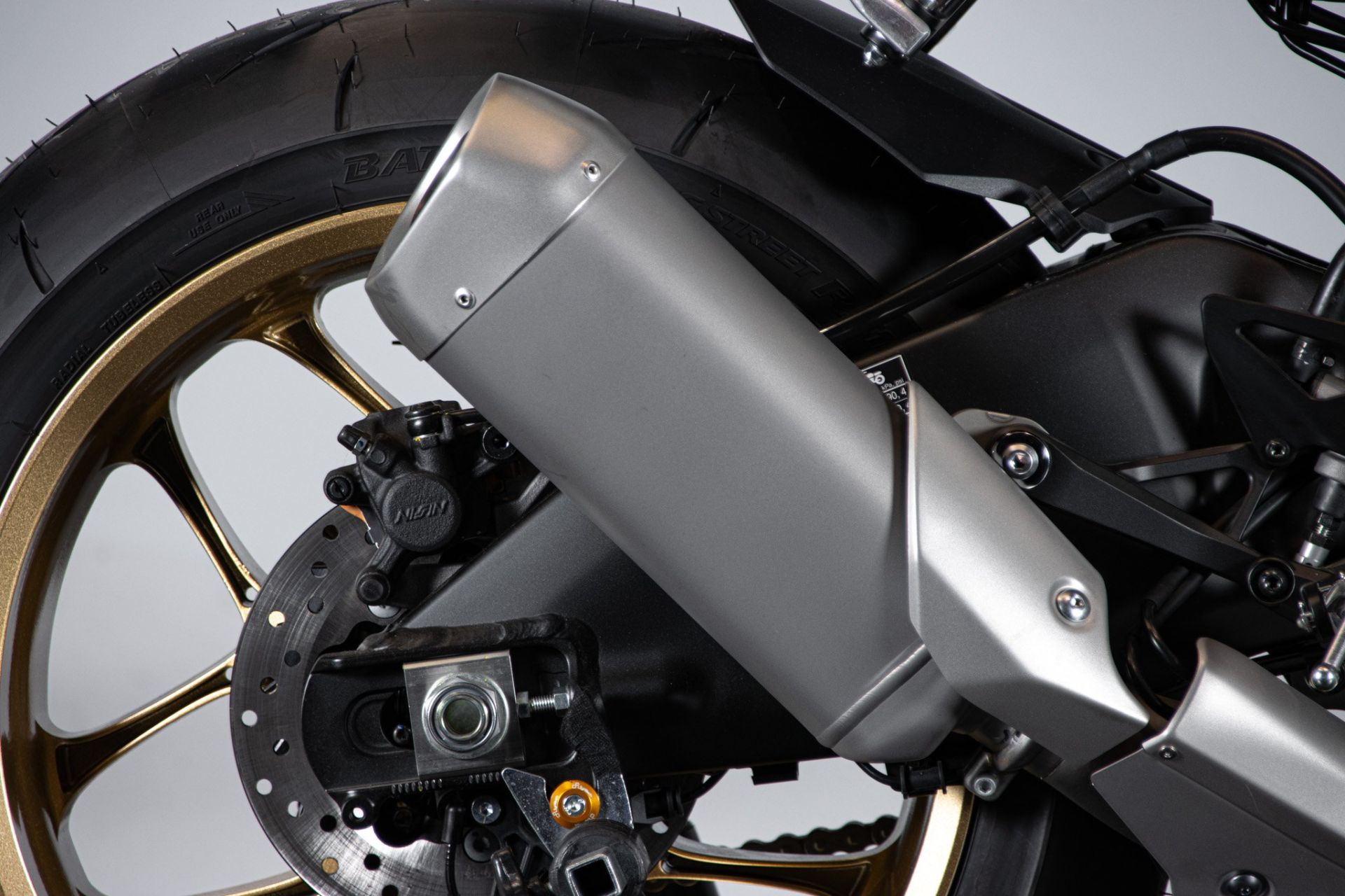 2023 YAMAHA R1 60°th ANNIVERSARIO