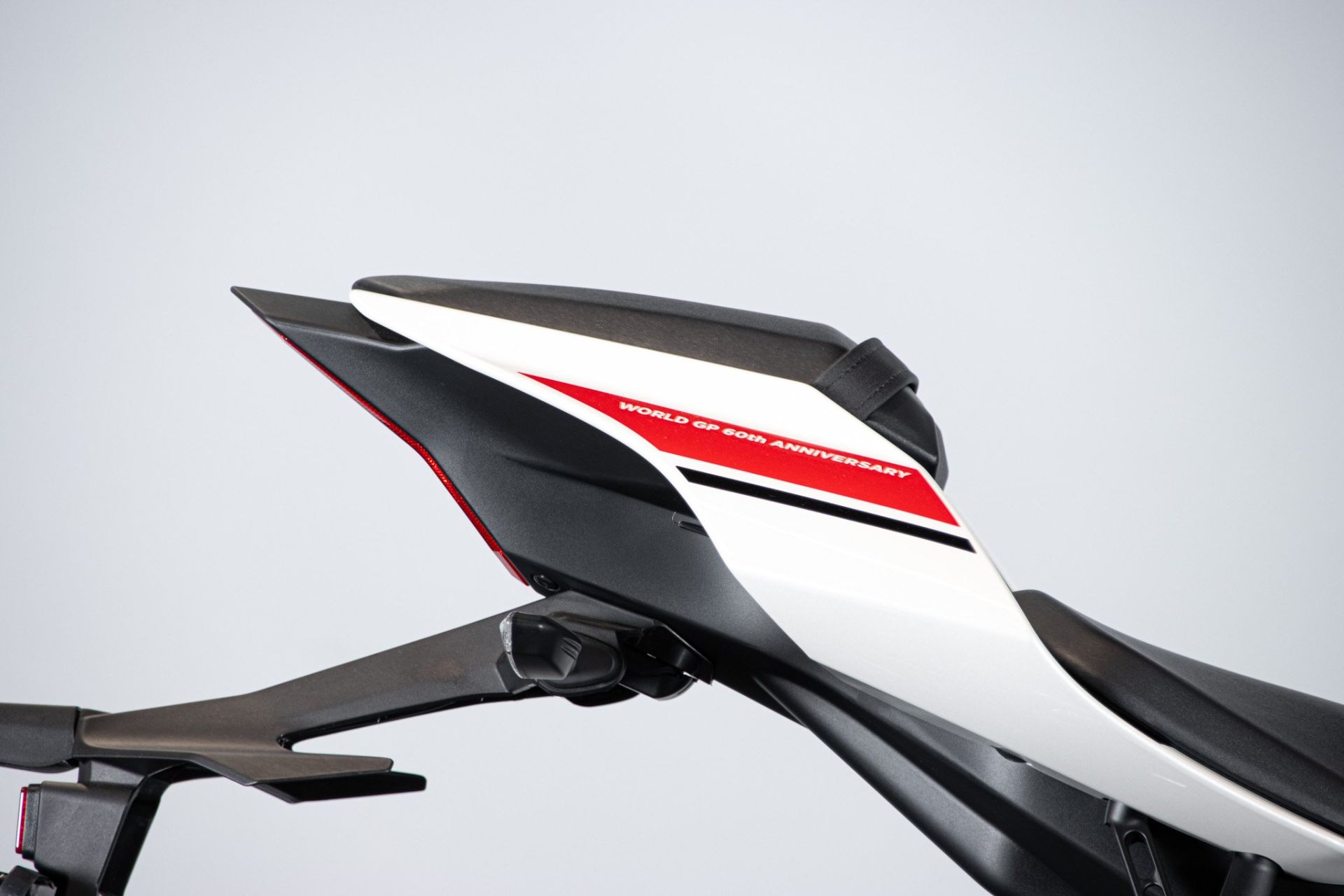 2023 YAMAHA R1 60°th ANNIVERSARIO