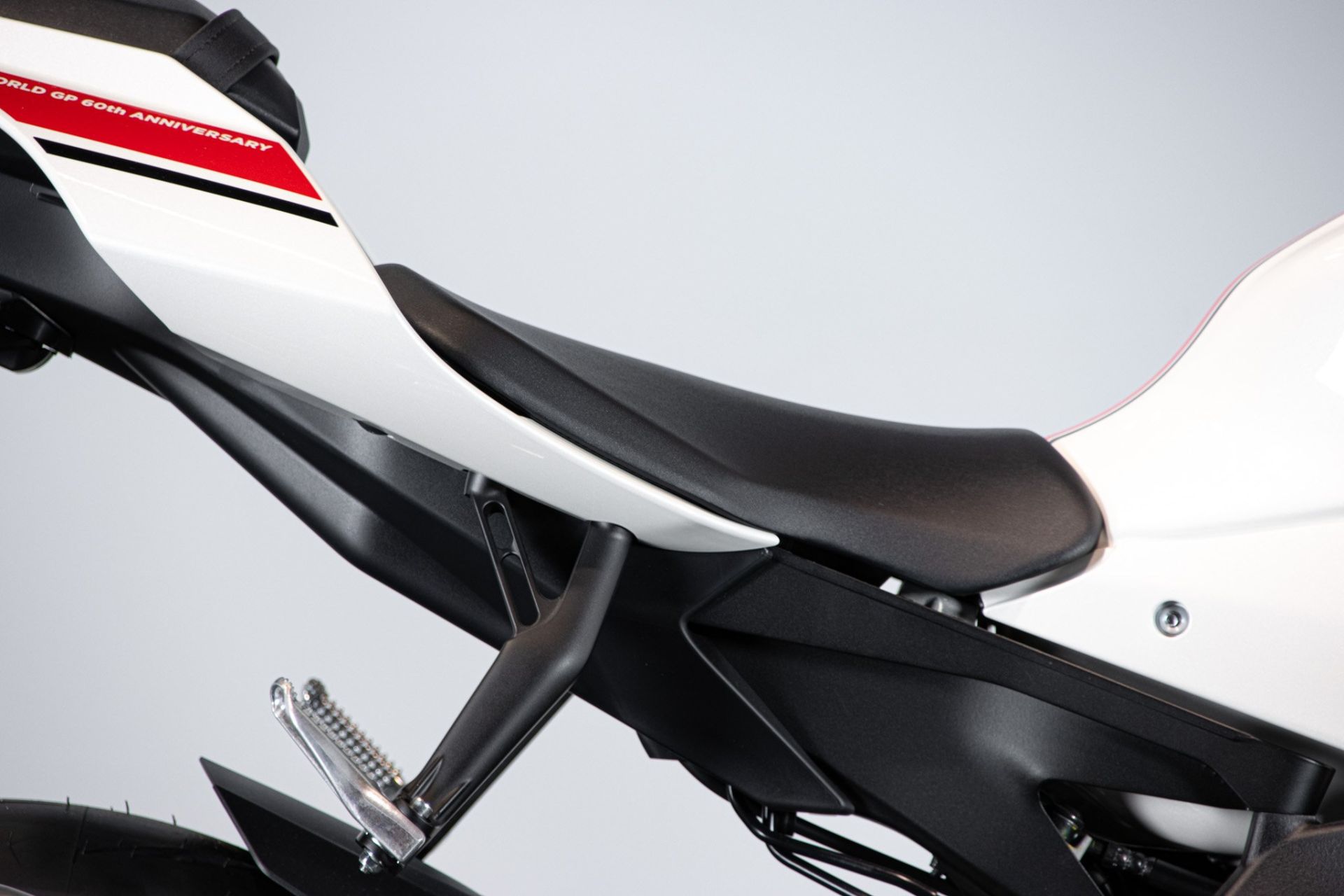2023 YAMAHA R1 60°th ANNIVERSARIO