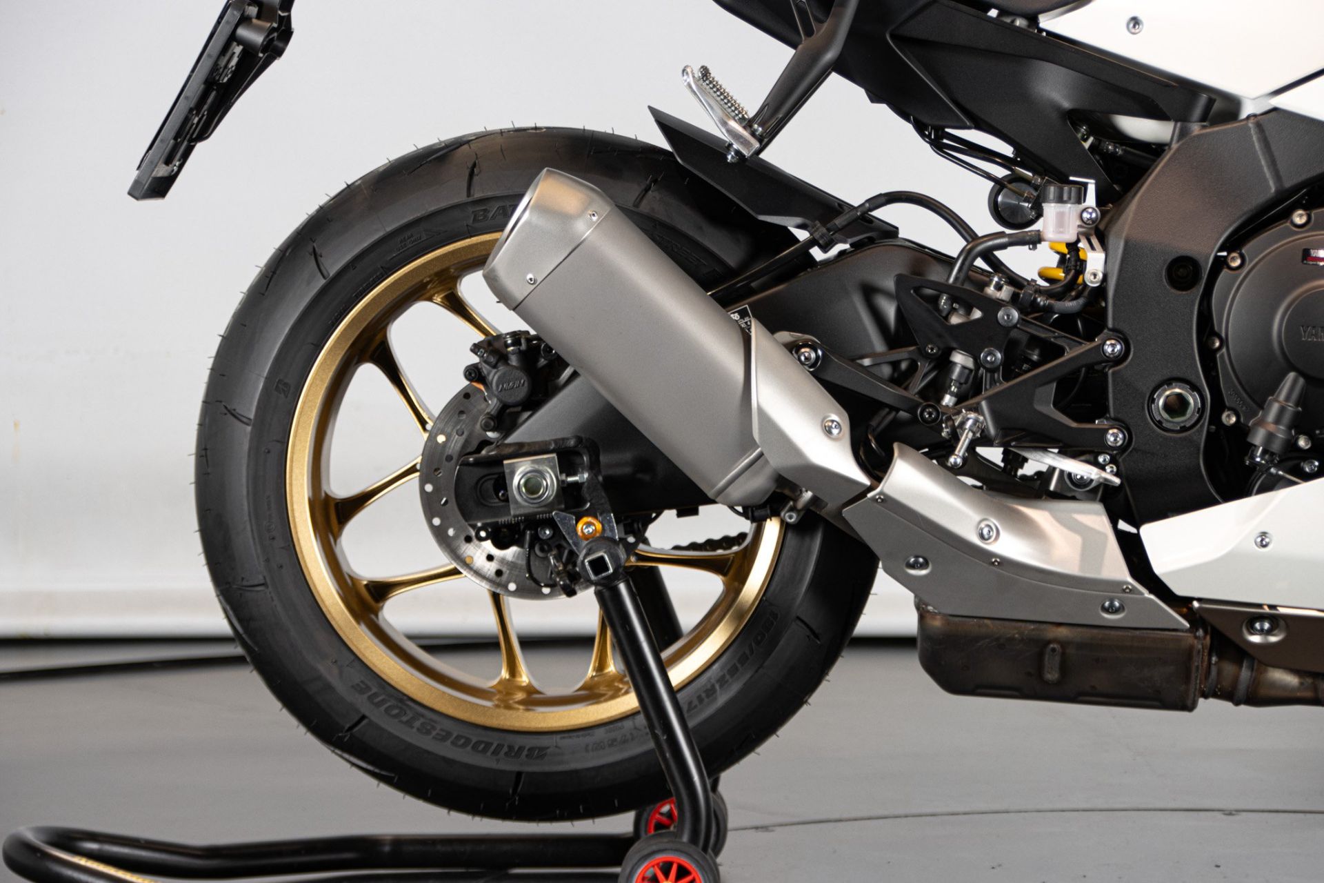 2023 YAMAHA R1 60°th ANNIVERSARIO