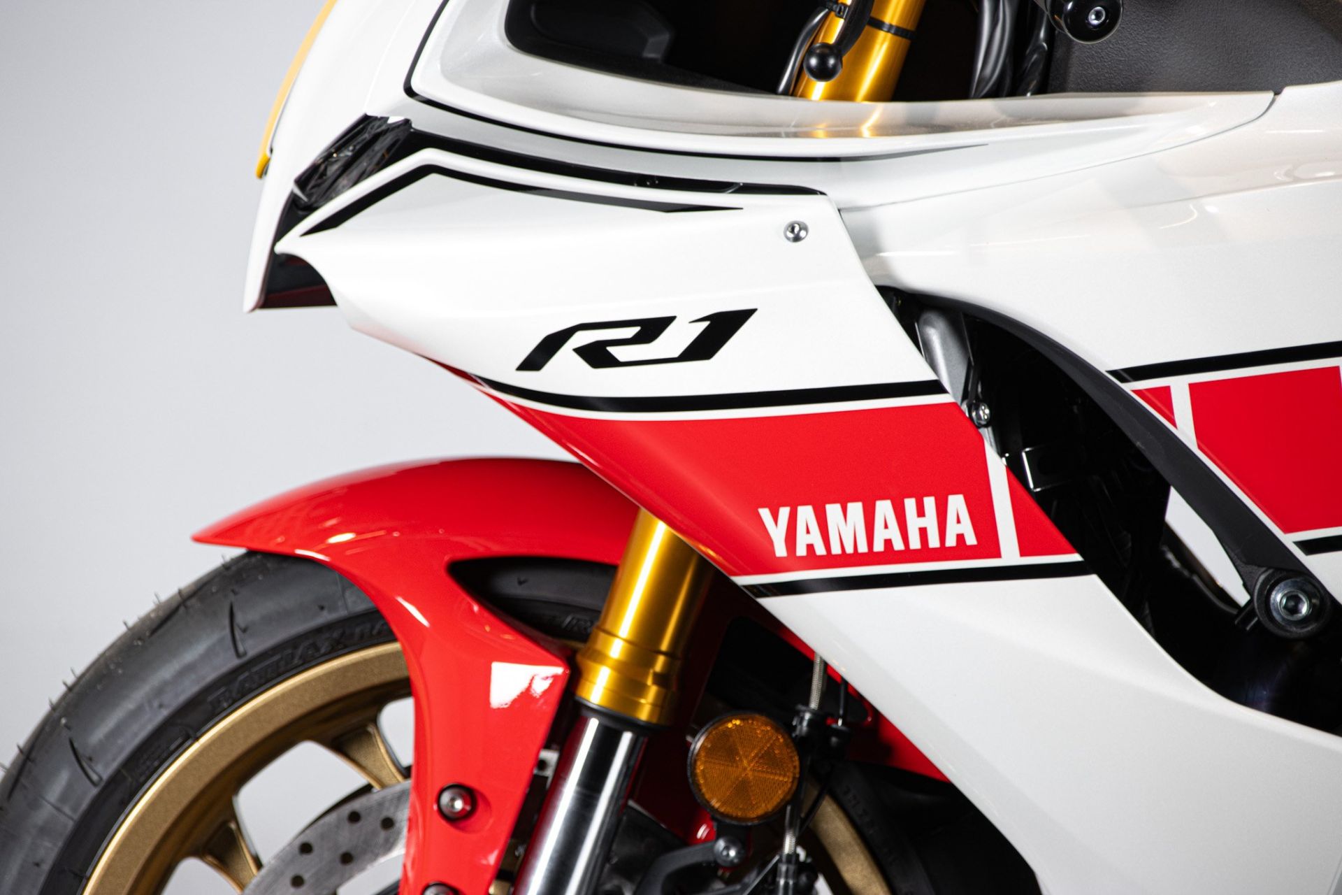 2023 YAMAHA R1 60°th ANNIVERSARIO