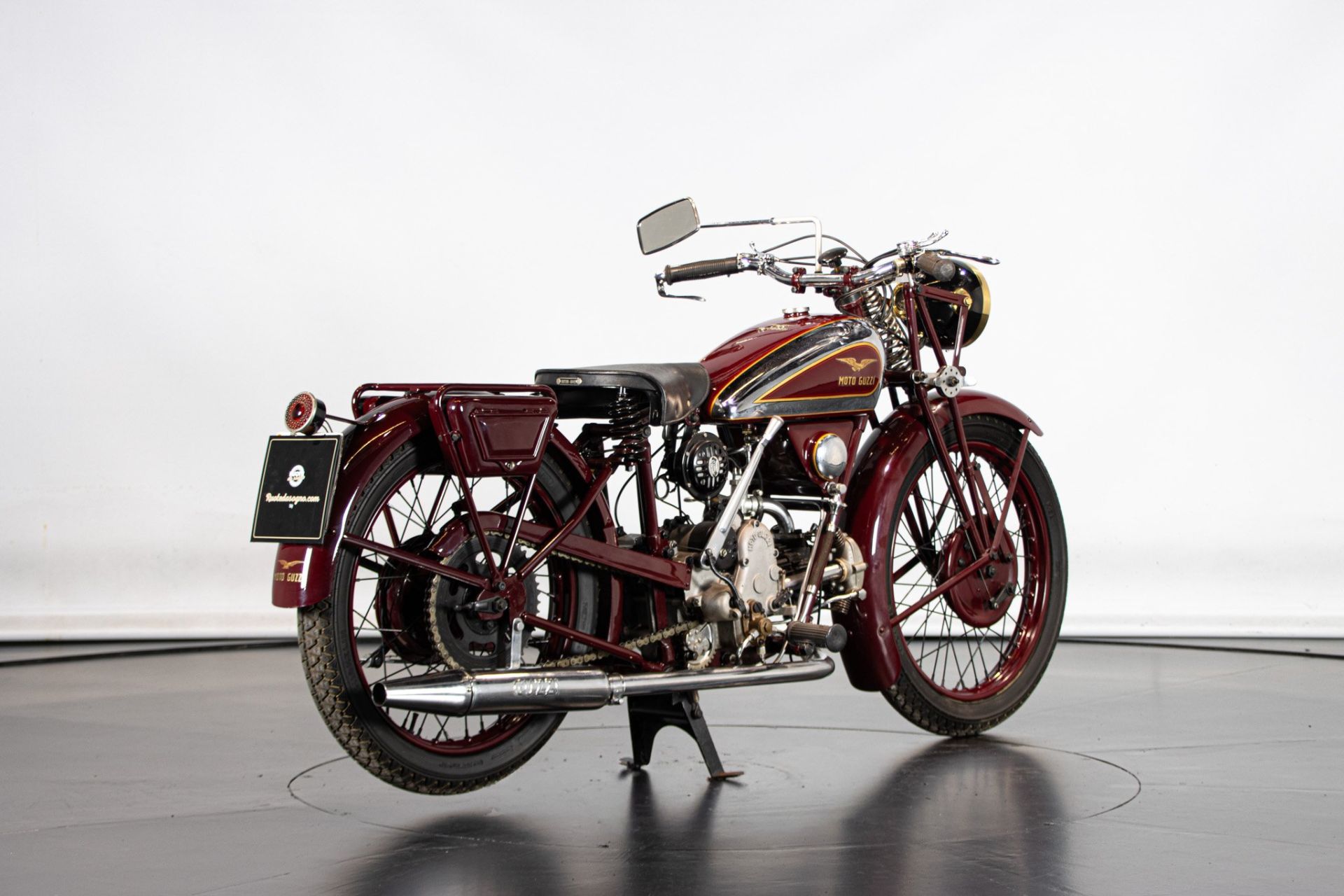 1937 MOTO GUZZI P175