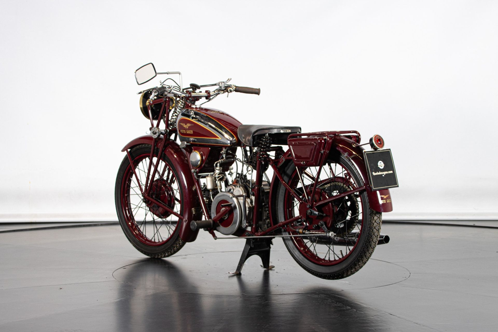 1937 MOTO GUZZI P175