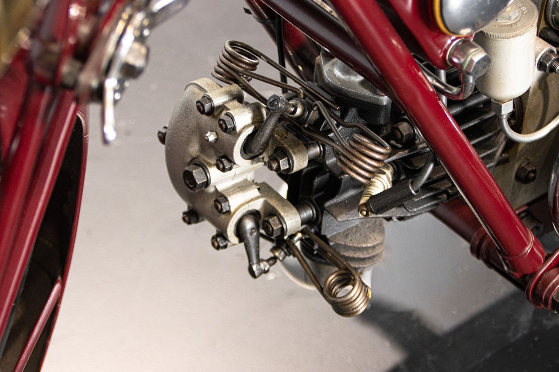 1937 MOTO GUZZI P175