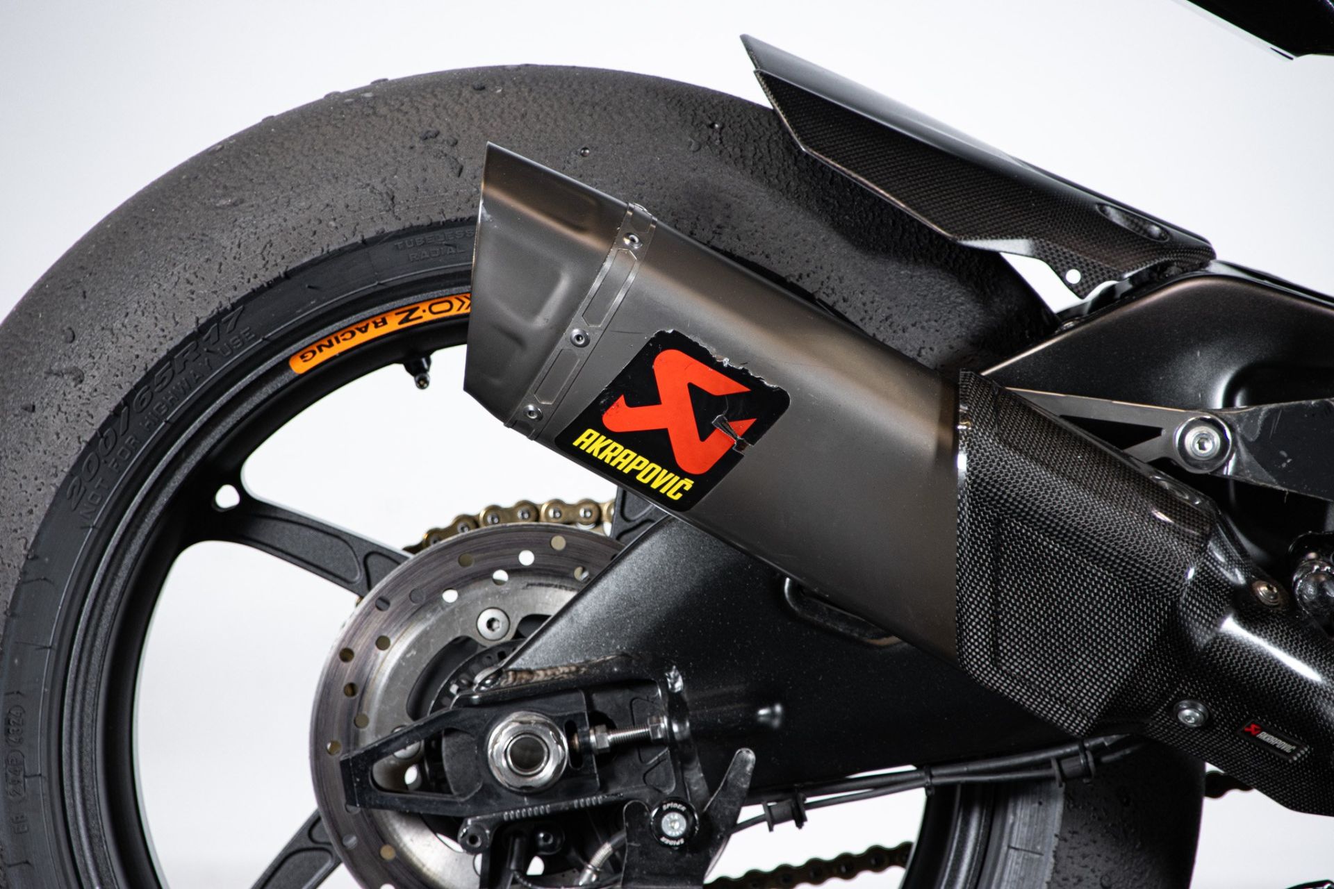 2024 YAMAHA R1