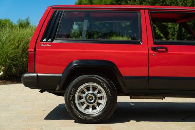 1985 JEEP CHEROKEE 2.8 V6