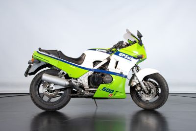 1985 KAWASAKI GPZ 600 R