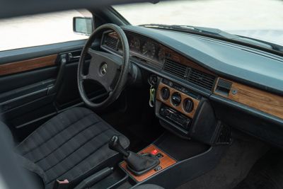 1991 MERCEDES-BENZ 190 E 1.8